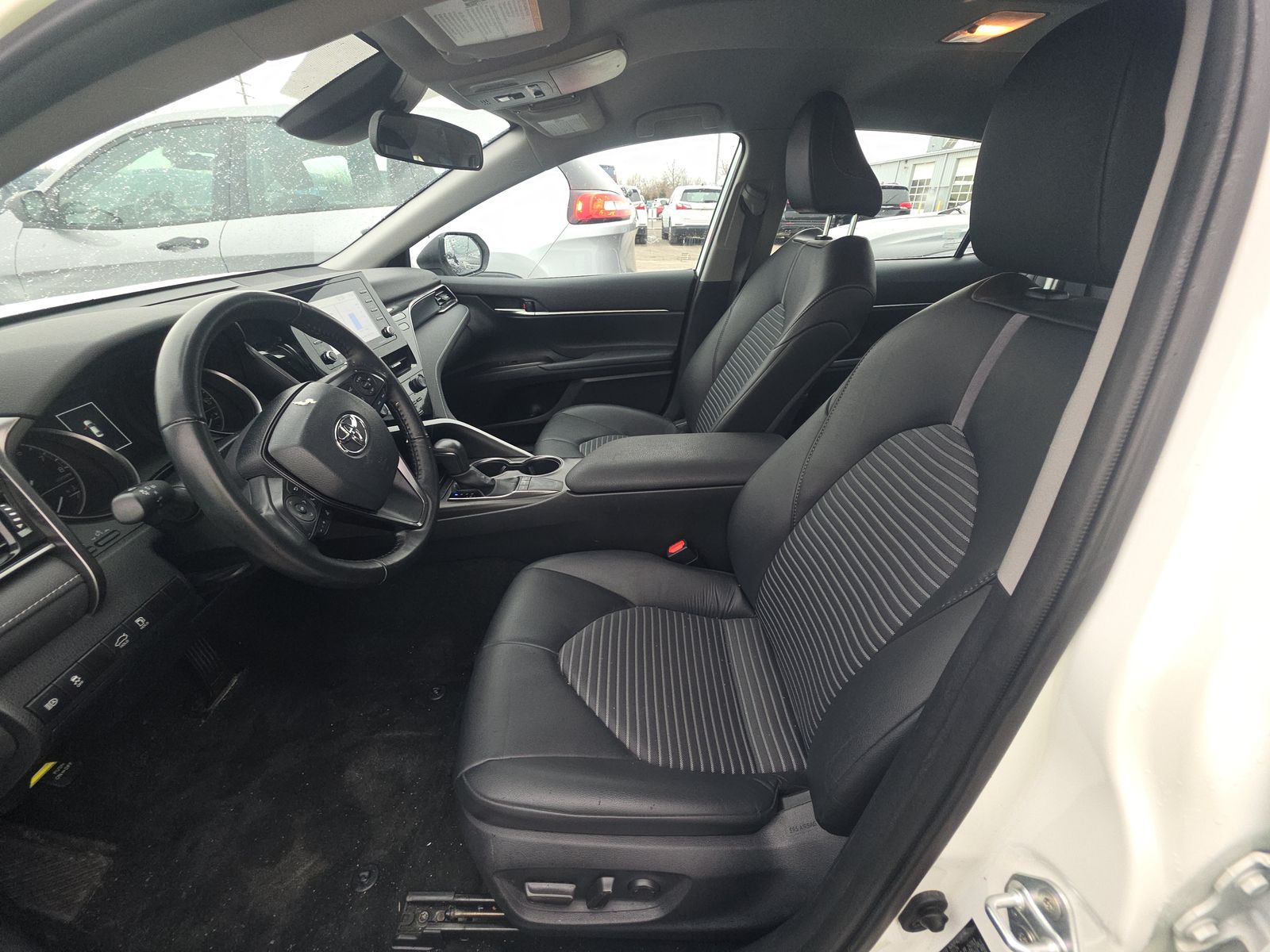 2024 Toyota Camry SE FWD