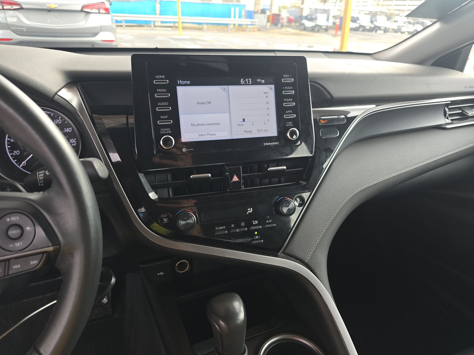 2024 Toyota Camry SE FWD