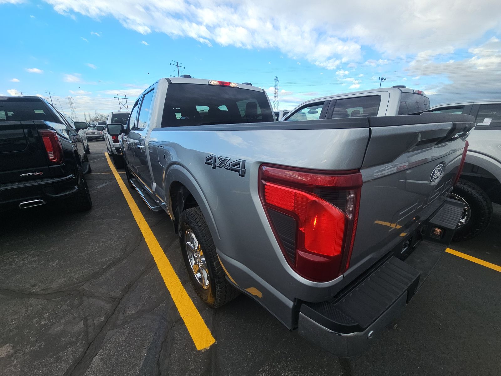 2024 Ford F-150 XLT AWD