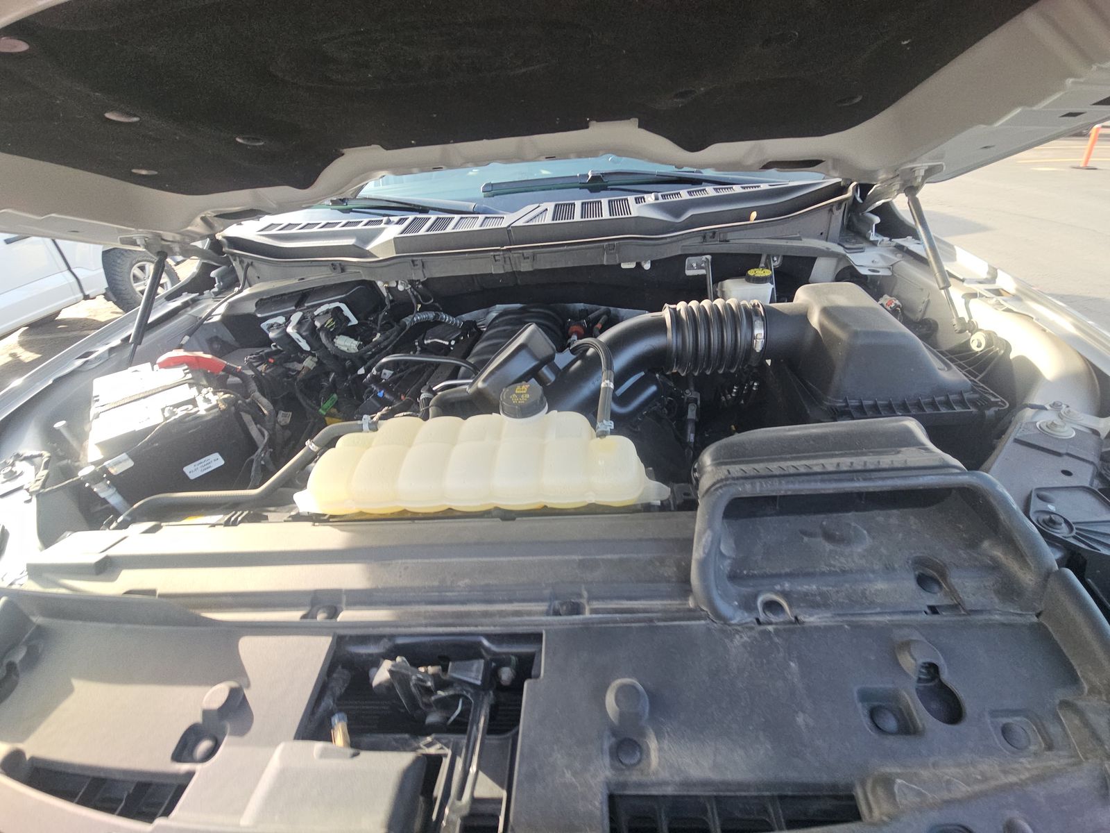 2024 Ford F-150 XLT AWD