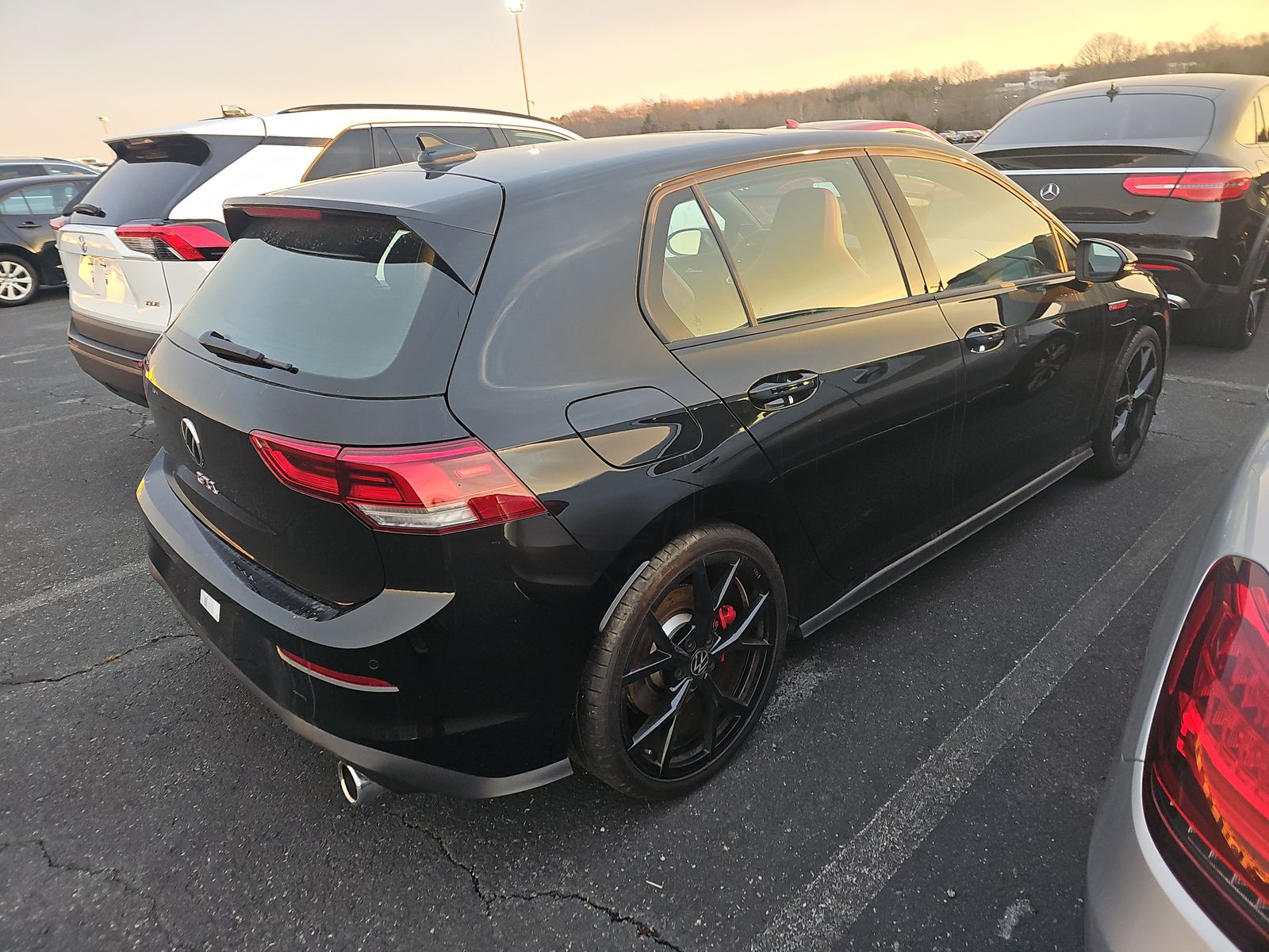 2024 Volkswagen Golf GTI 2.0T 380 SE FWD