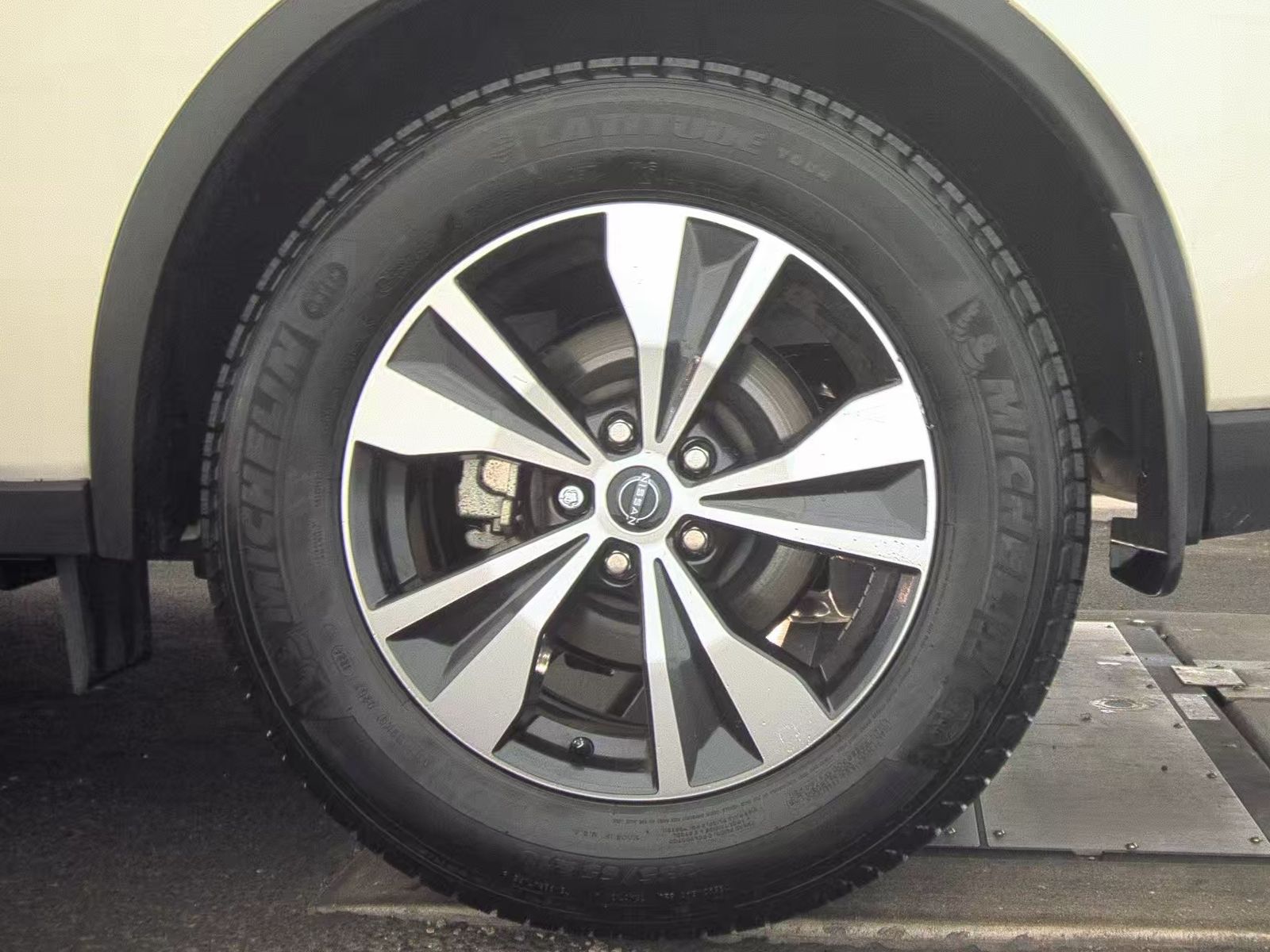 2024 Nissan Murano SV FWD