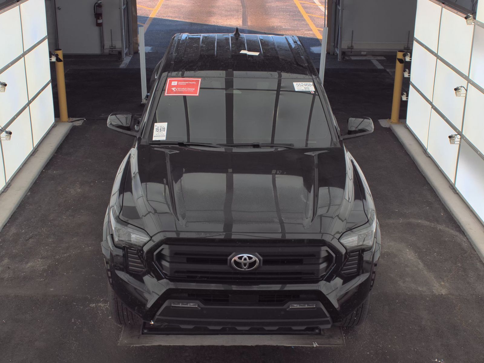 2024 Toyota Tacoma SR5 AWD