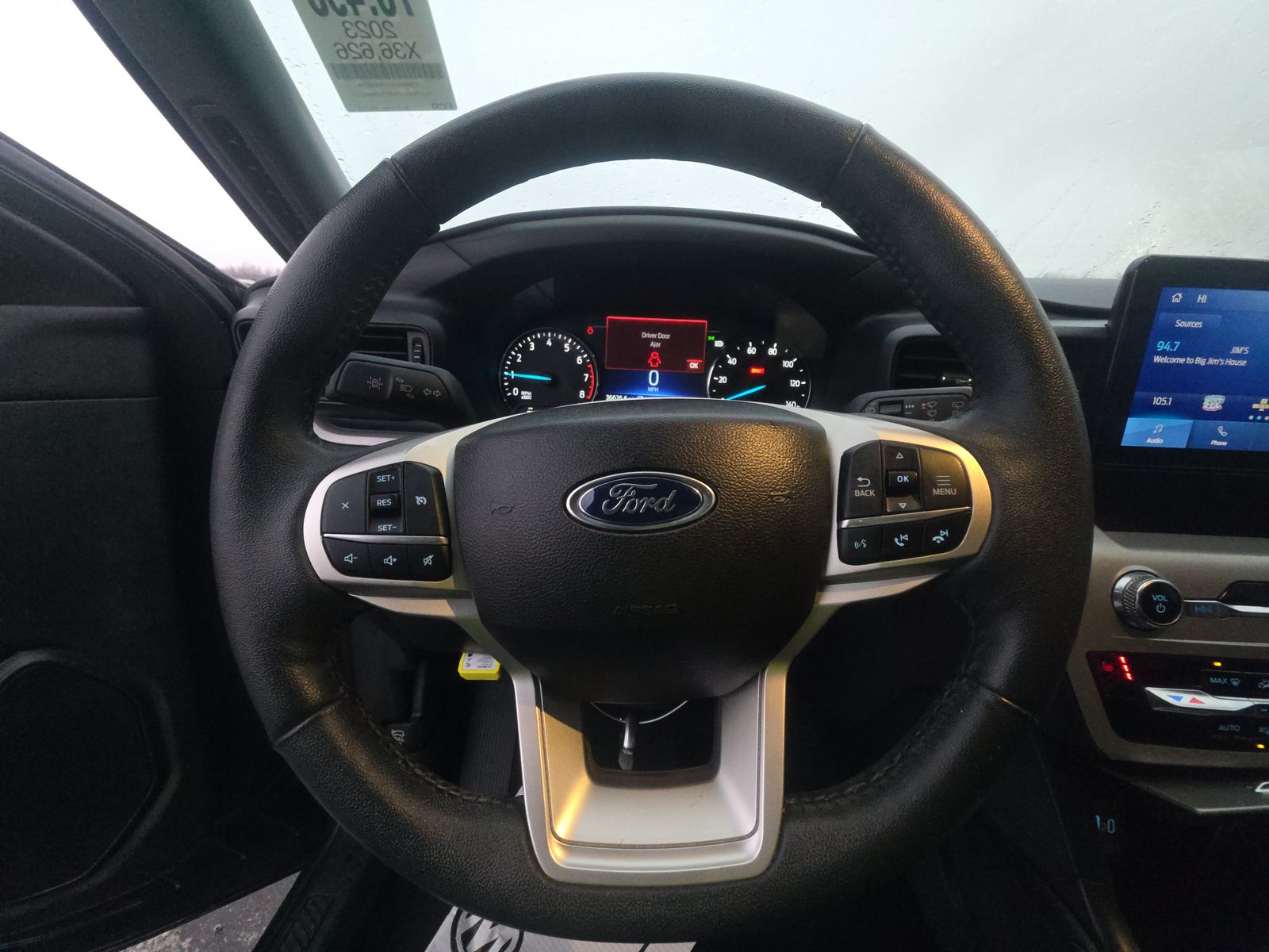 2023 Ford Explorer XLT AWD