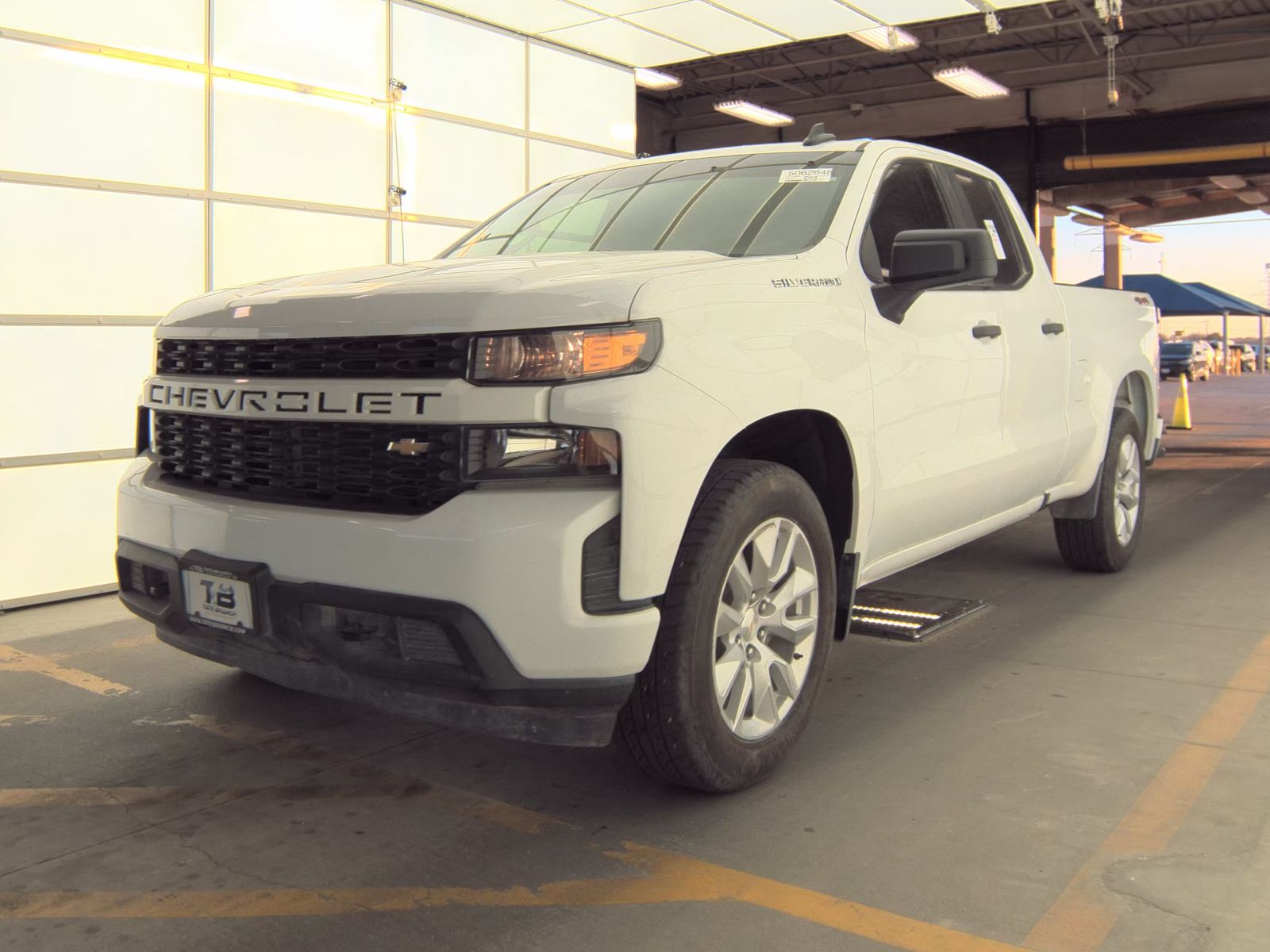 2022 Chevrolet Silverado 1500 Custom AWD