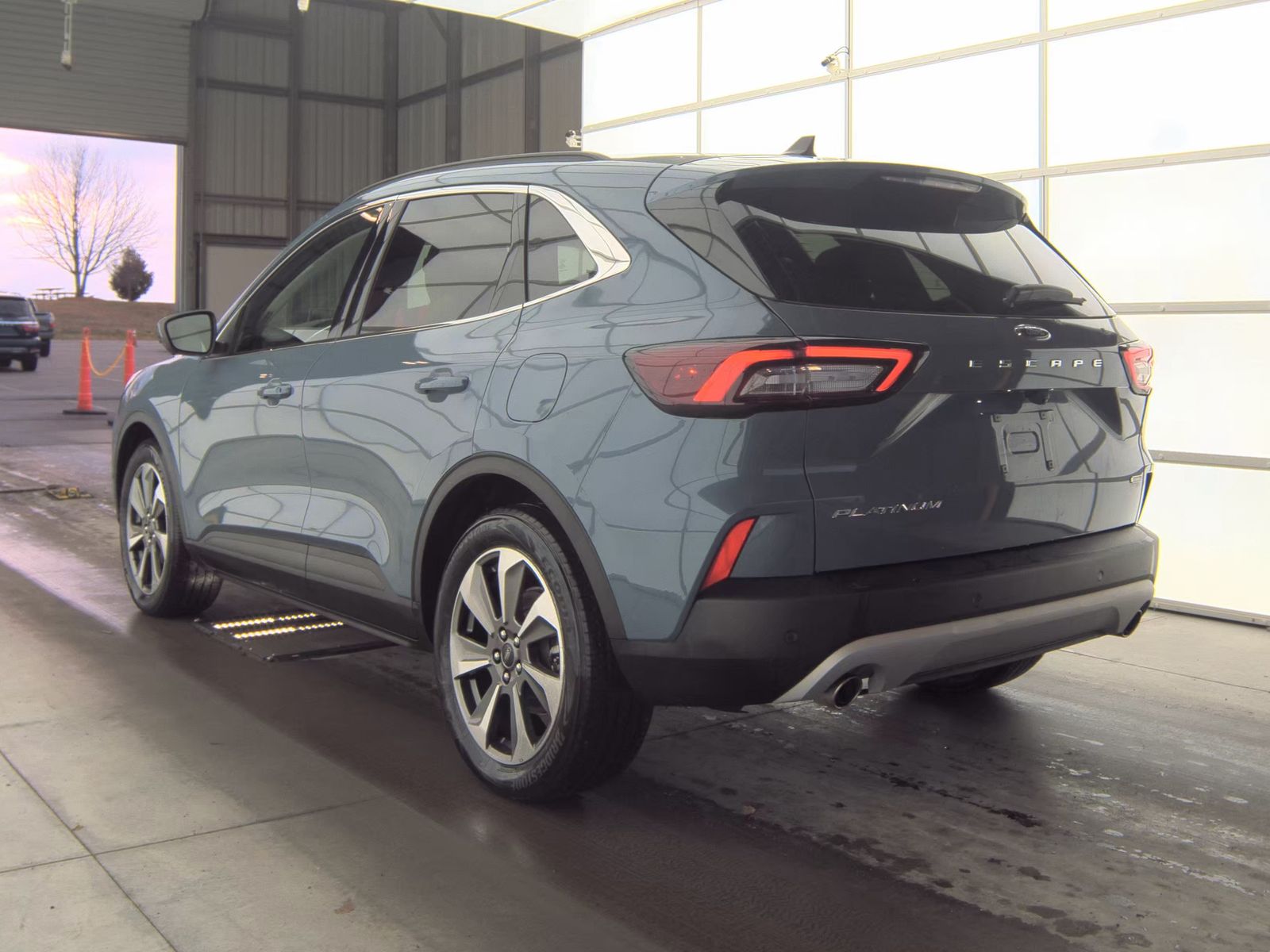 2025 Ford Escape Hybrid Platinum FWD