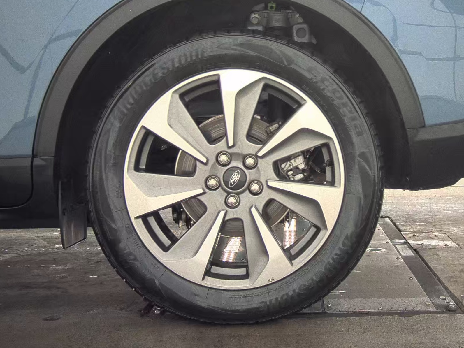 2025 Ford Escape Hybrid Platinum FWD