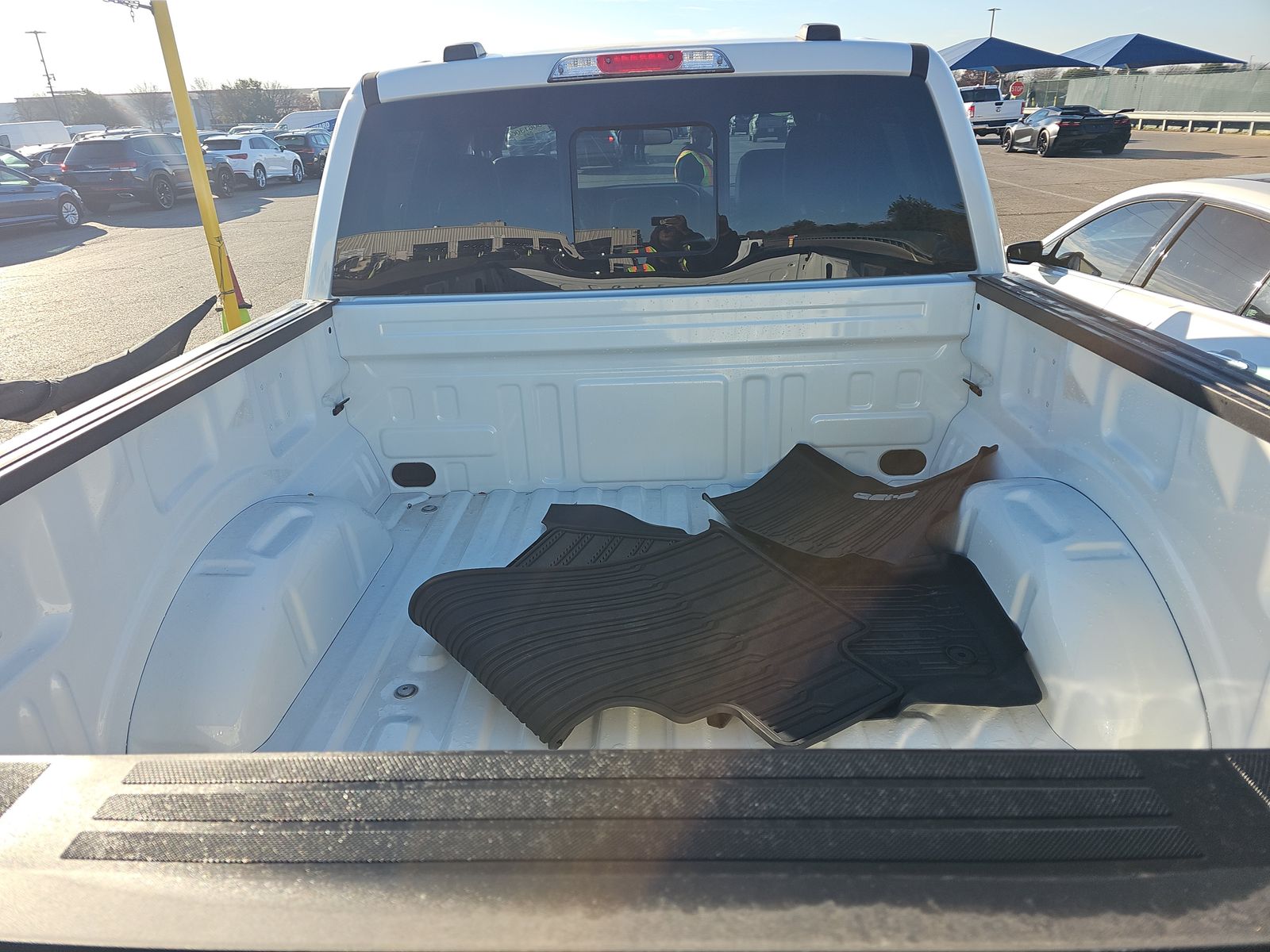 2025 Ford F-150 Lariat AWD