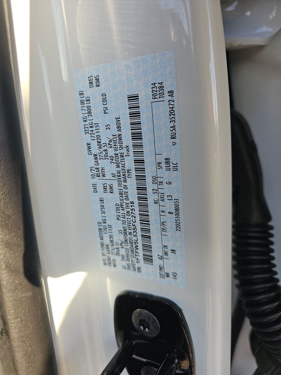 2025 Ford F-150 Lariat AWD