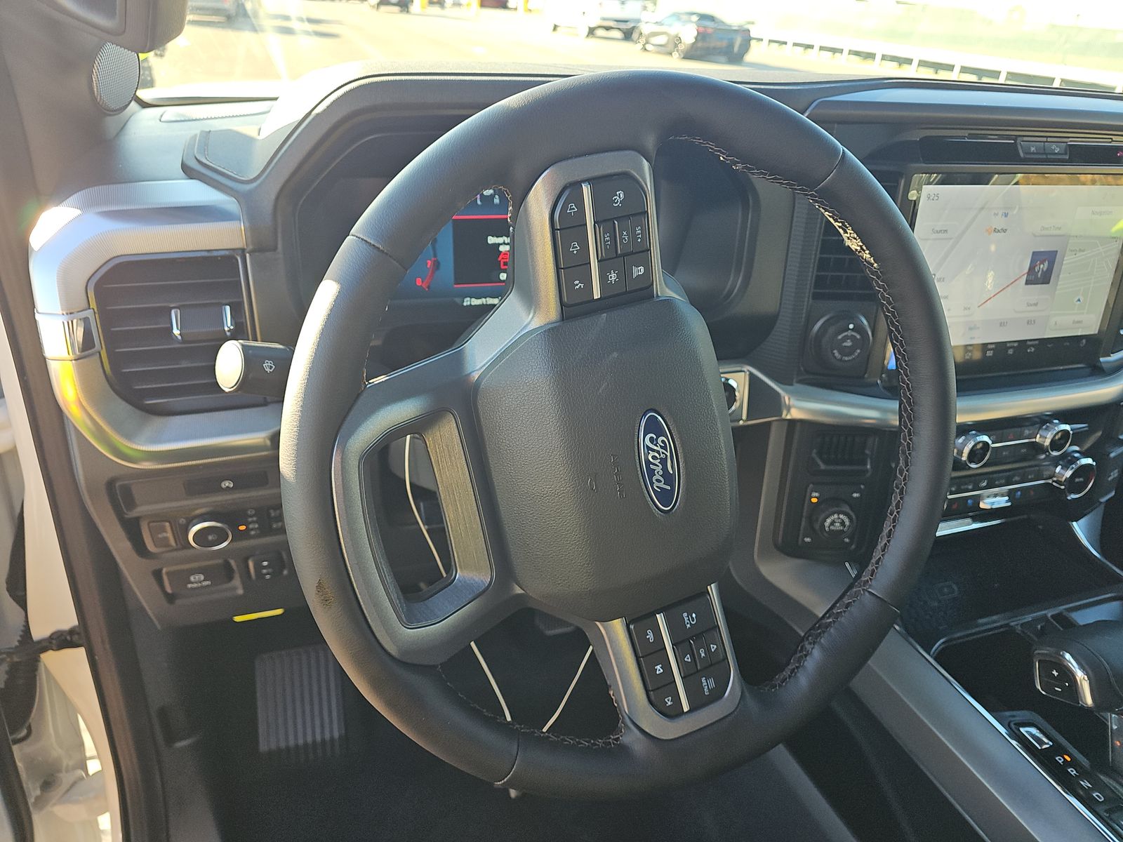 2025 Ford F-150 Lariat AWD