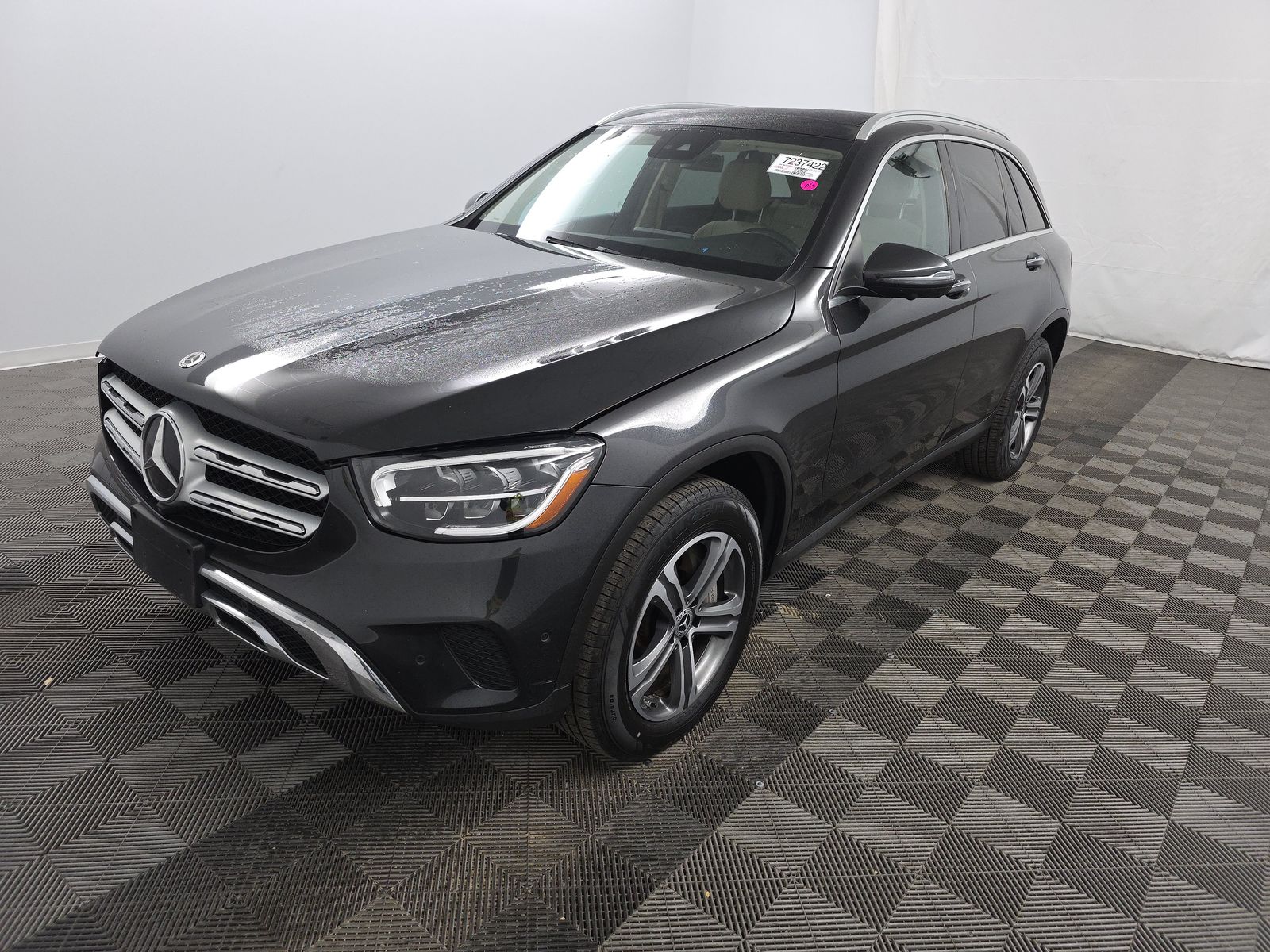 2022 Mercedes-Benz GLC 300