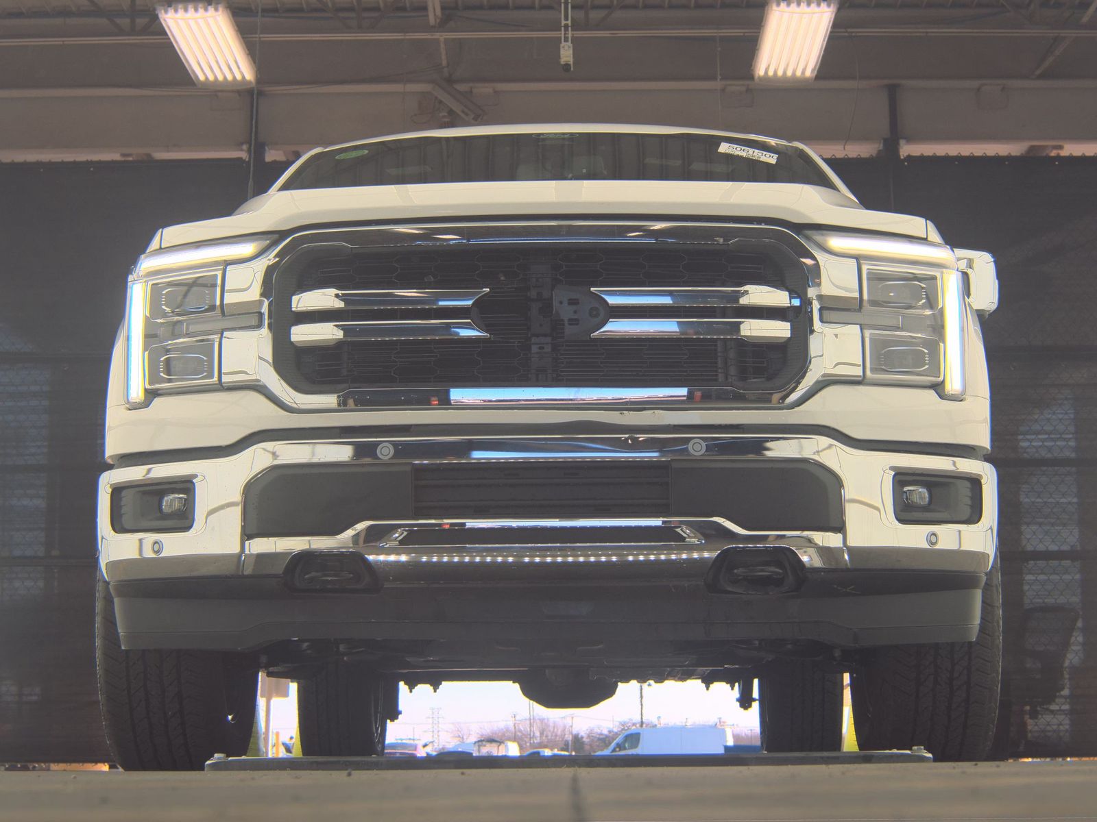 2025 Ford F-150 Lariat AWD
