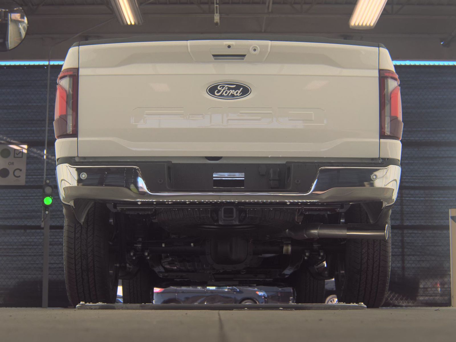 2025 Ford F-150 Lariat AWD