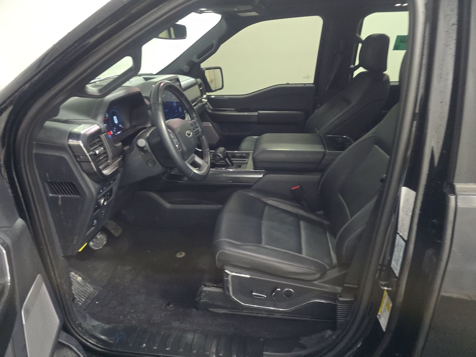 2023 Ford F-150 Lariat AWD