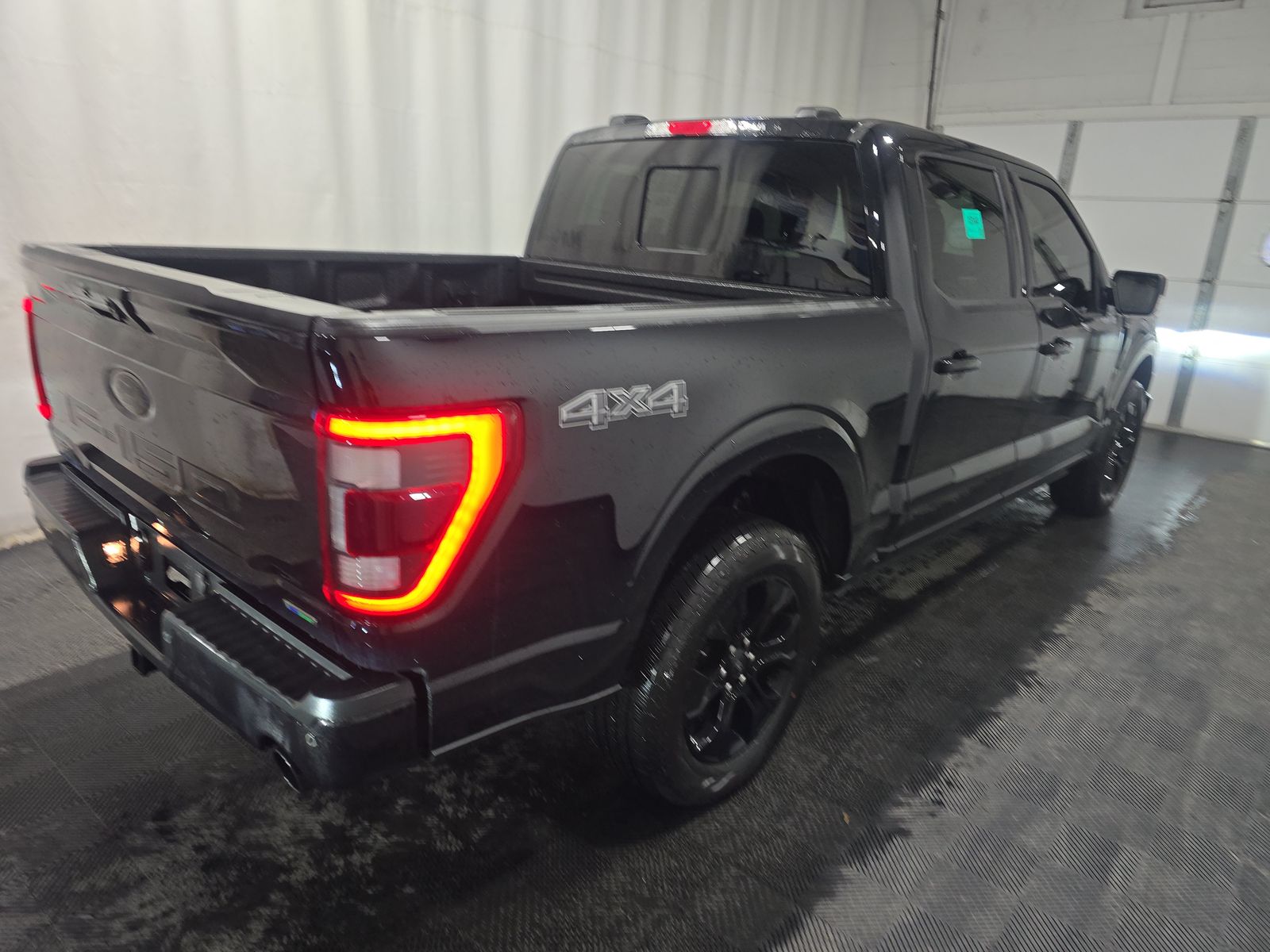 2023 Ford F-150 Lariat AWD