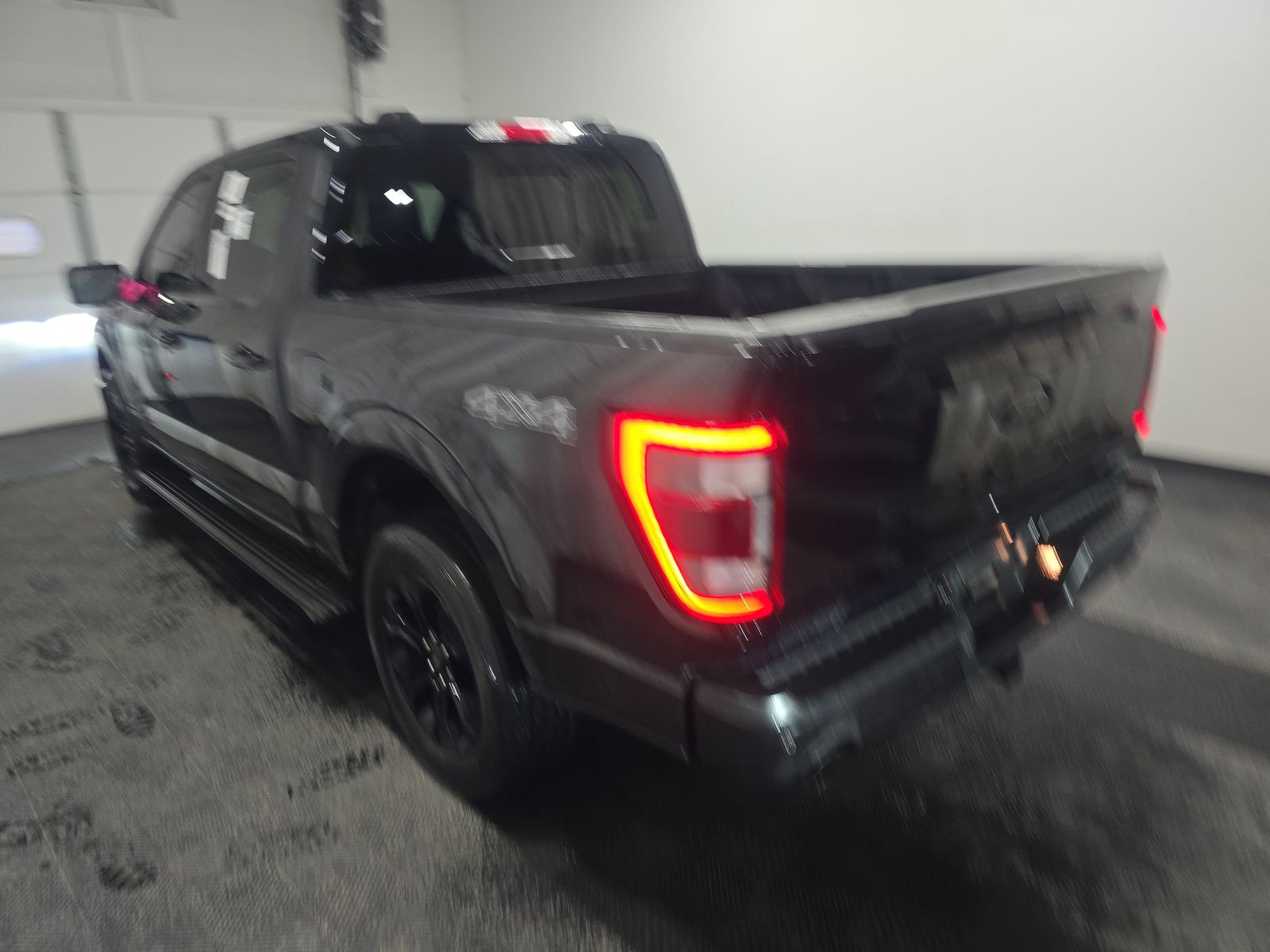 2023 Ford F-150 Lariat AWD
