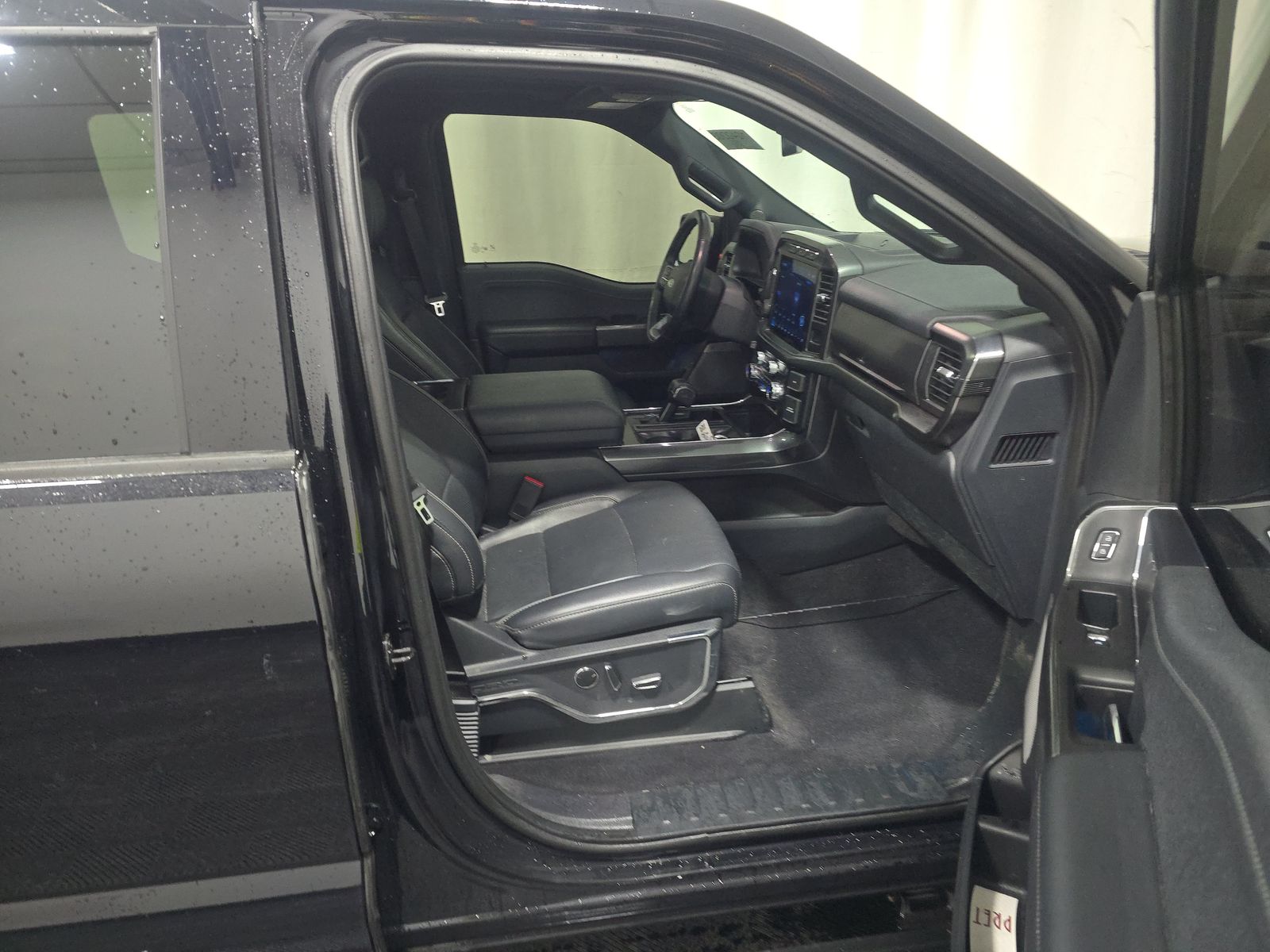 2023 Ford F-150 Lariat AWD