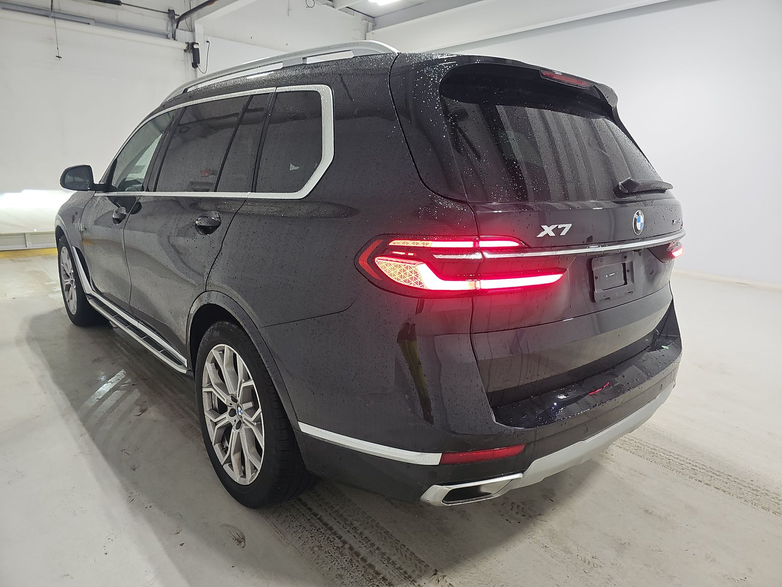 2025 BMW X7 xDrive40i AWD