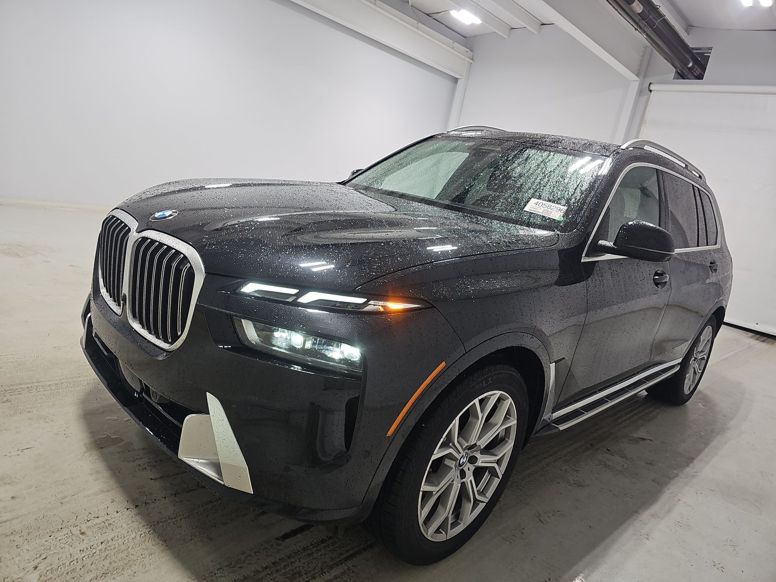 2025 BMW X7 xDrive40i AWD
