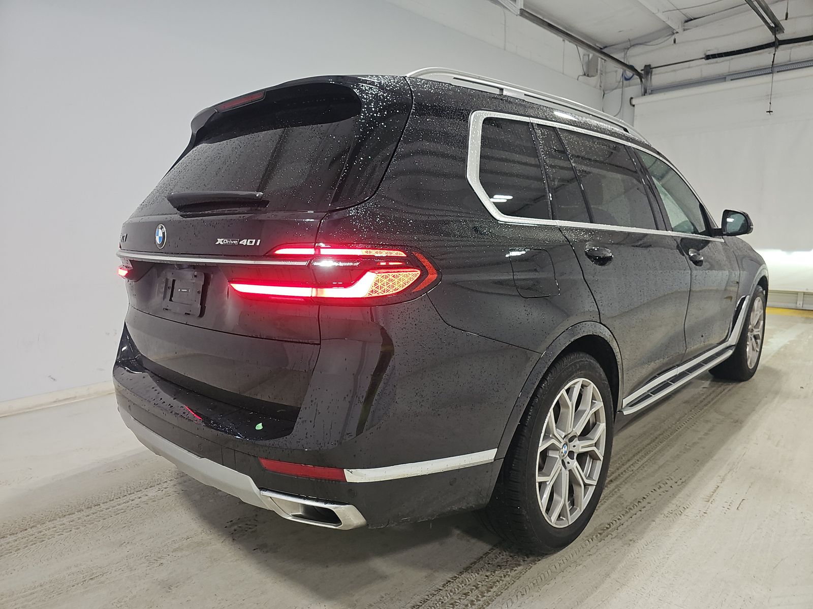 2025 BMW X7 xDrive40i AWD
