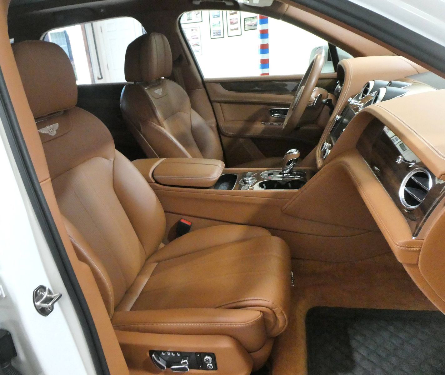 2019 Bentley Bentayga V8 AWD