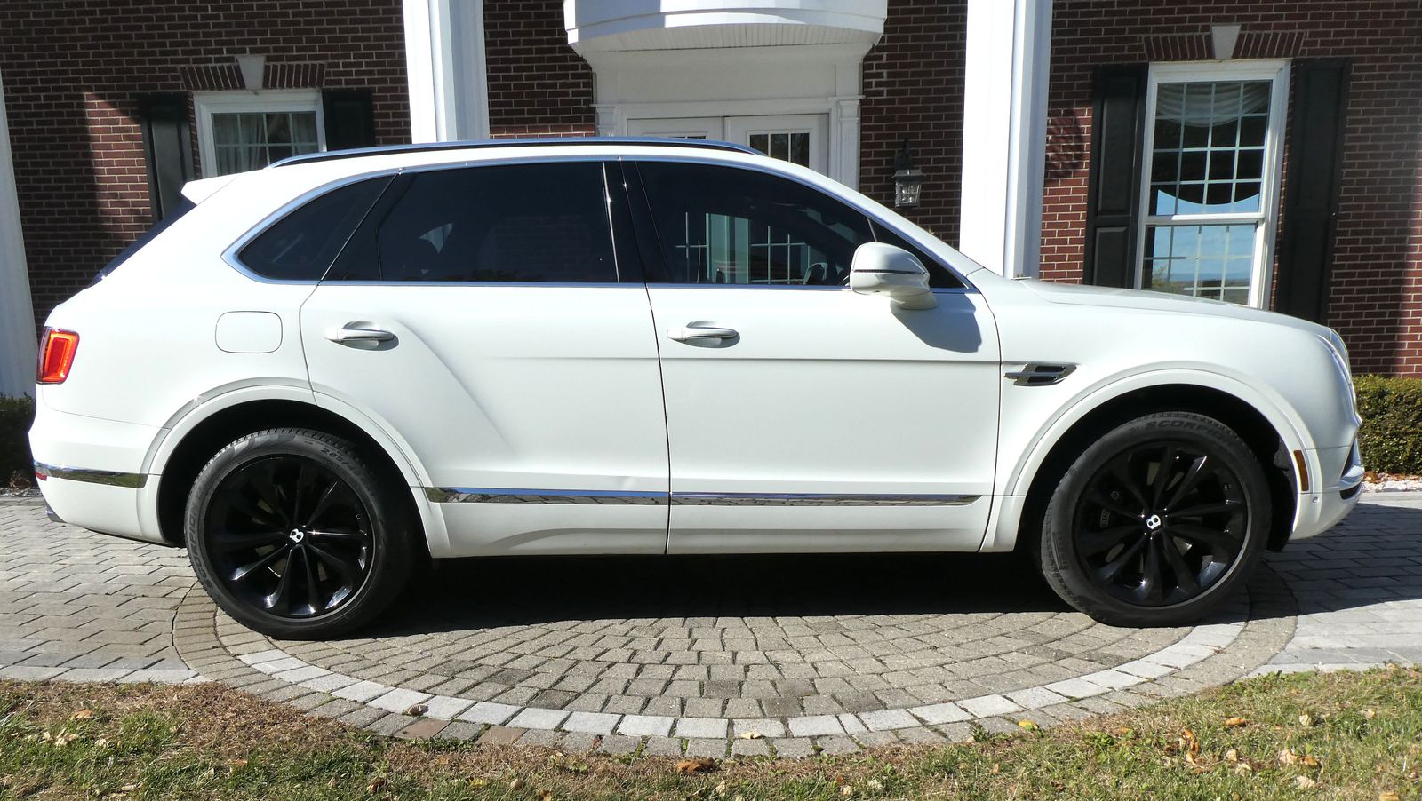2019 Bentley Bentayga V8 AWD