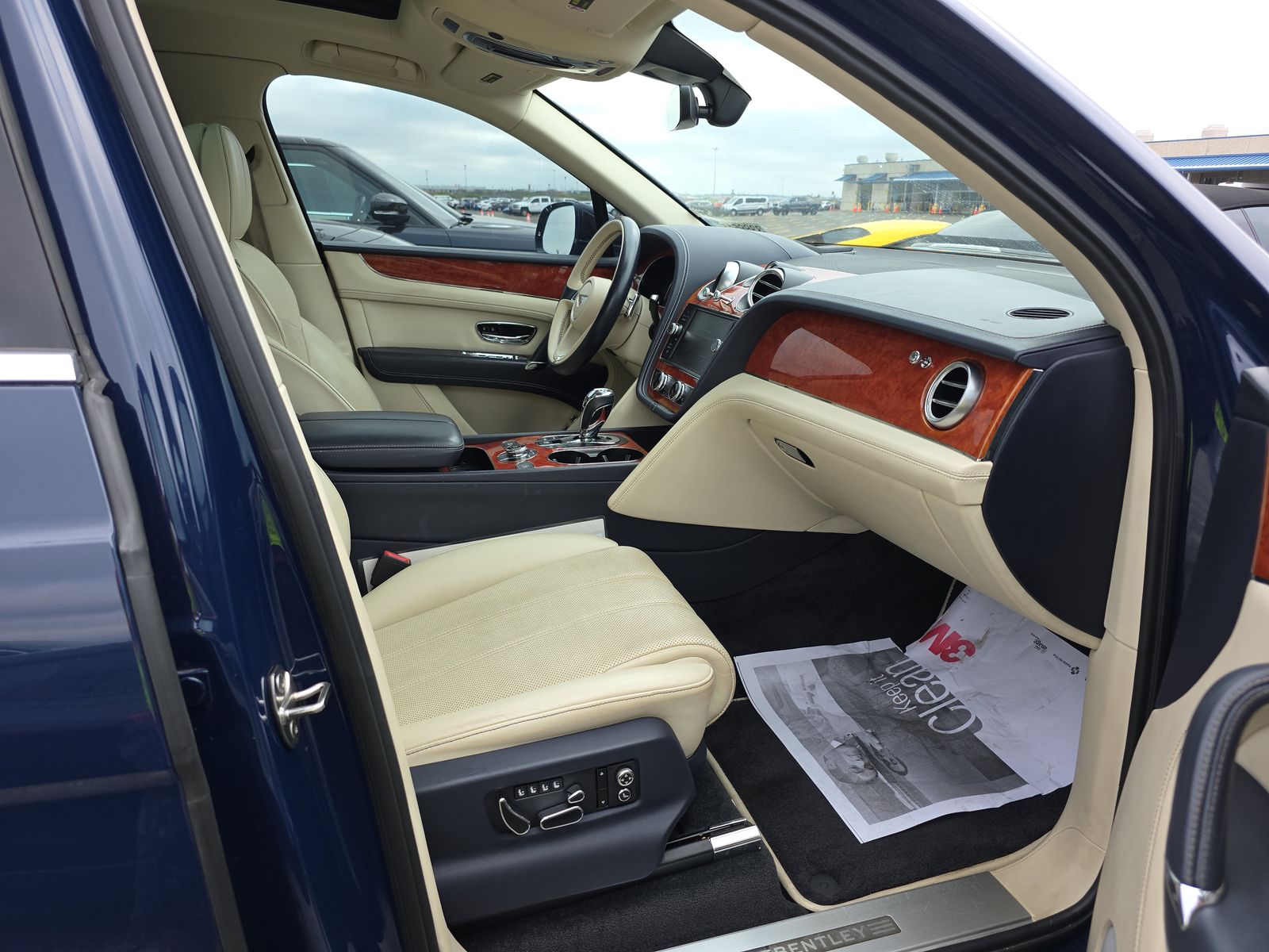 2018 Bentley Bentayga W12 Signature AWD