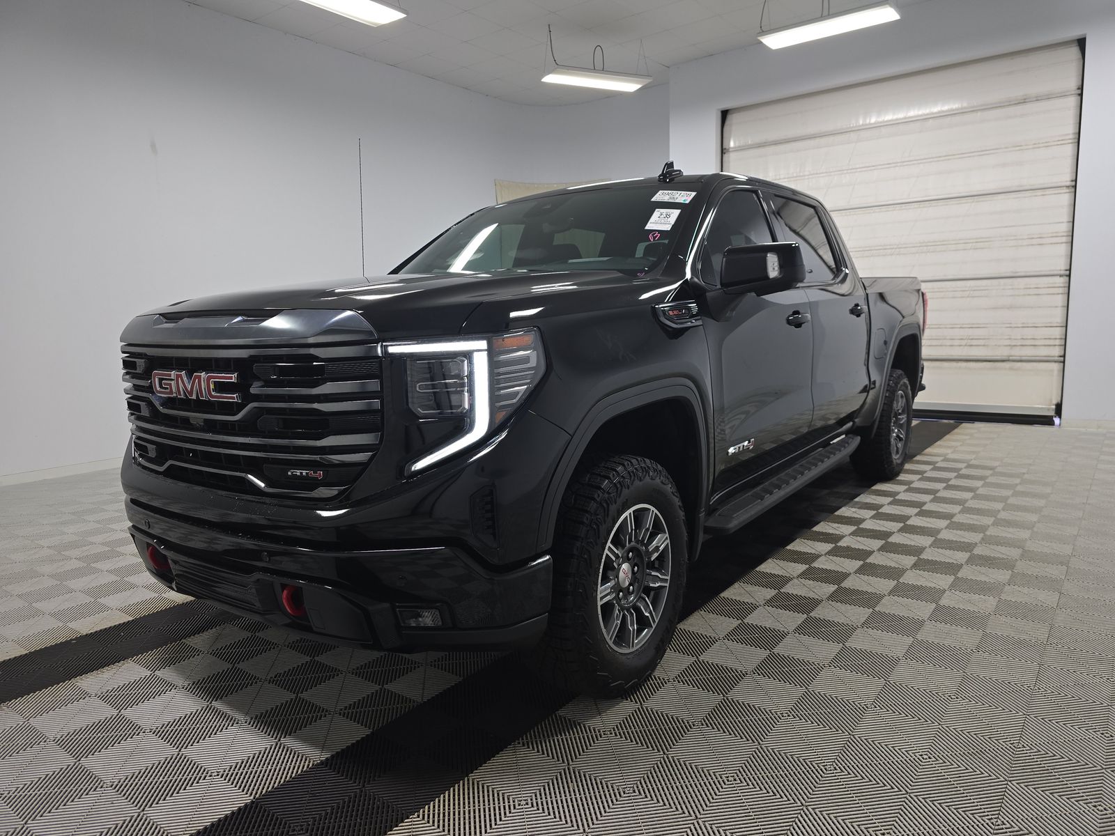 2024 GMC Sierra 1500 AT4's photo