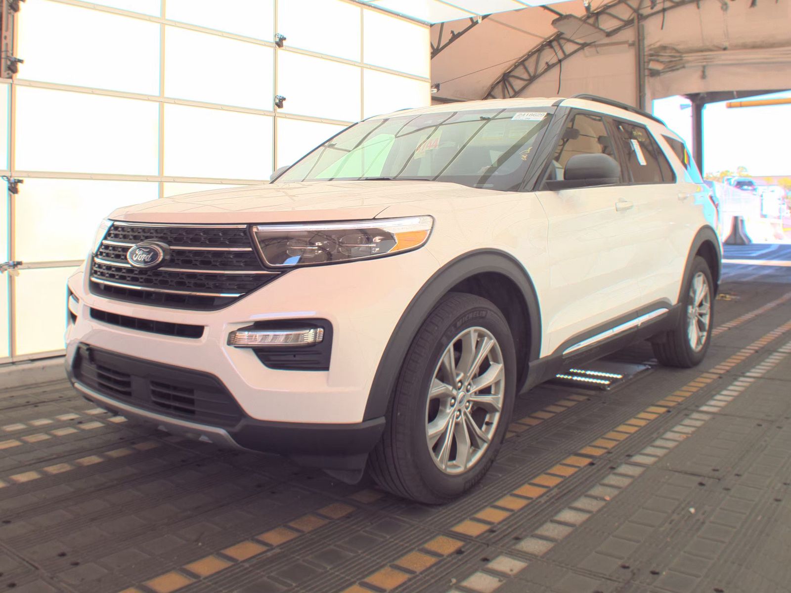 2023 Ford Explorer XLT AWD