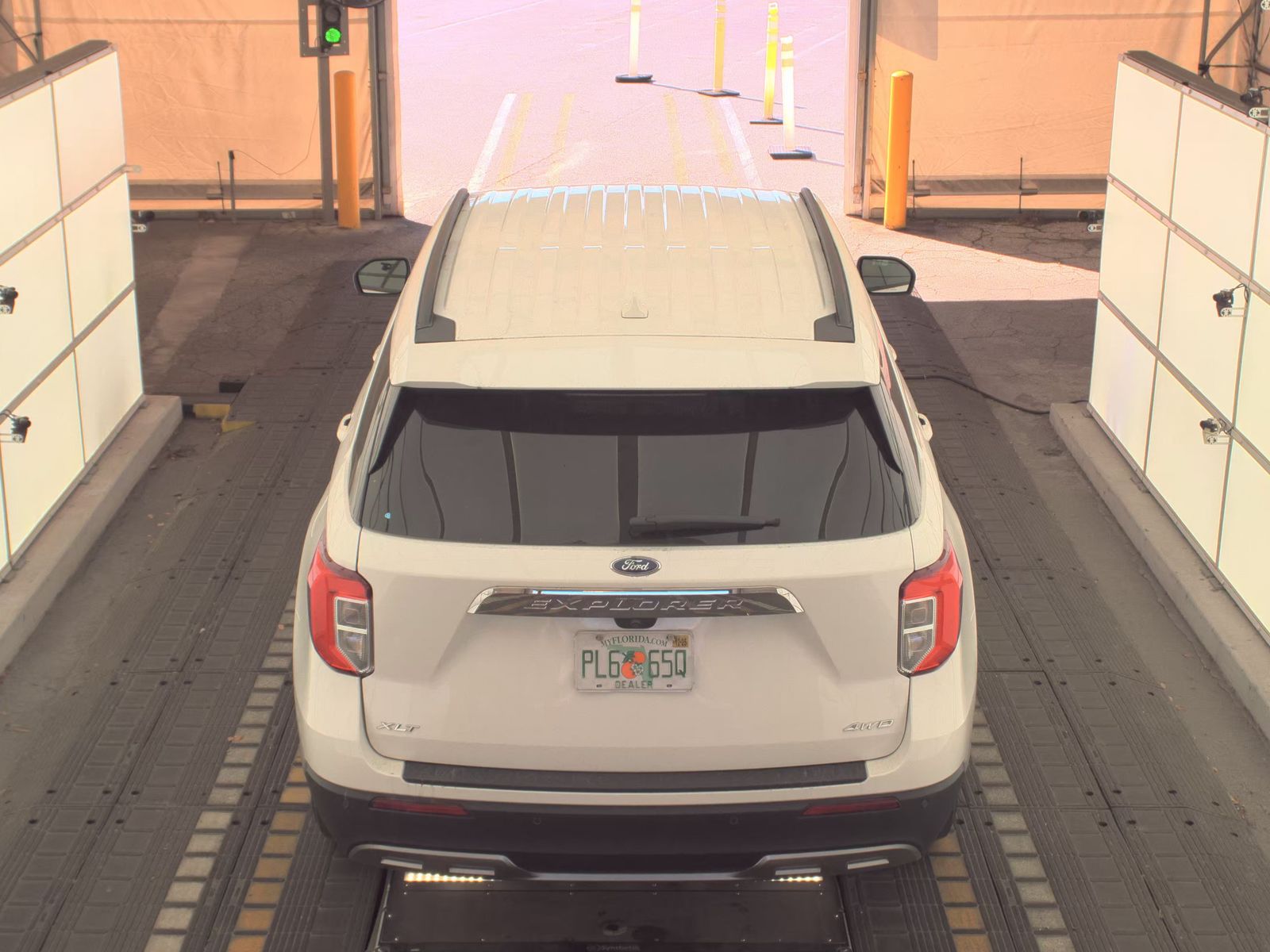 2023 Ford Explorer XLT AWD