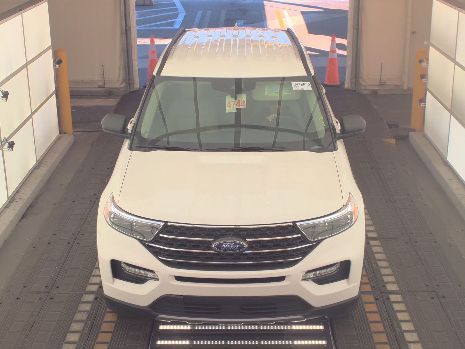 2023 Ford Explorer XLT AWD