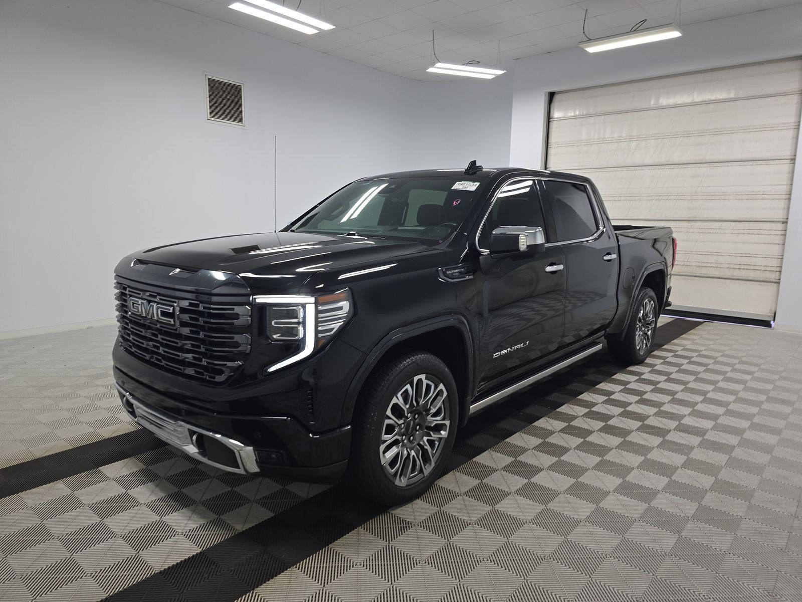 2023 GMC Sierra 1500 Denali Denali Ultimate's photo
