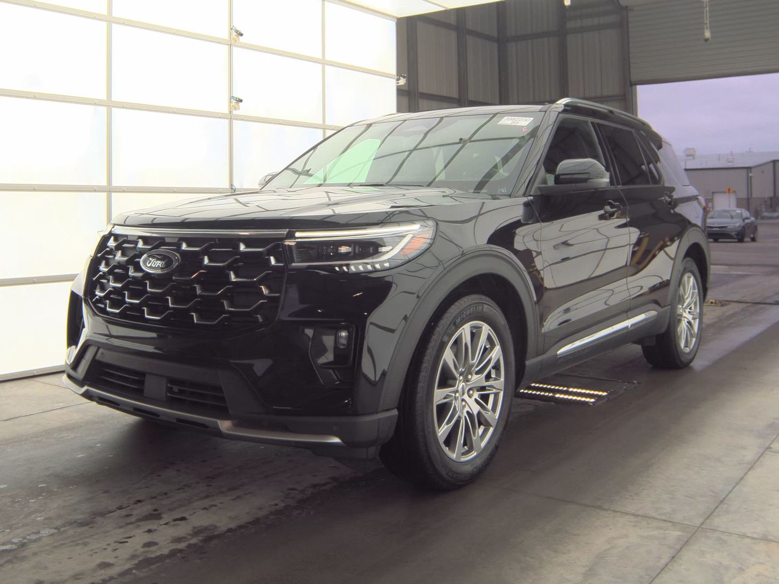 2025 Ford Explorer Platinum RWD