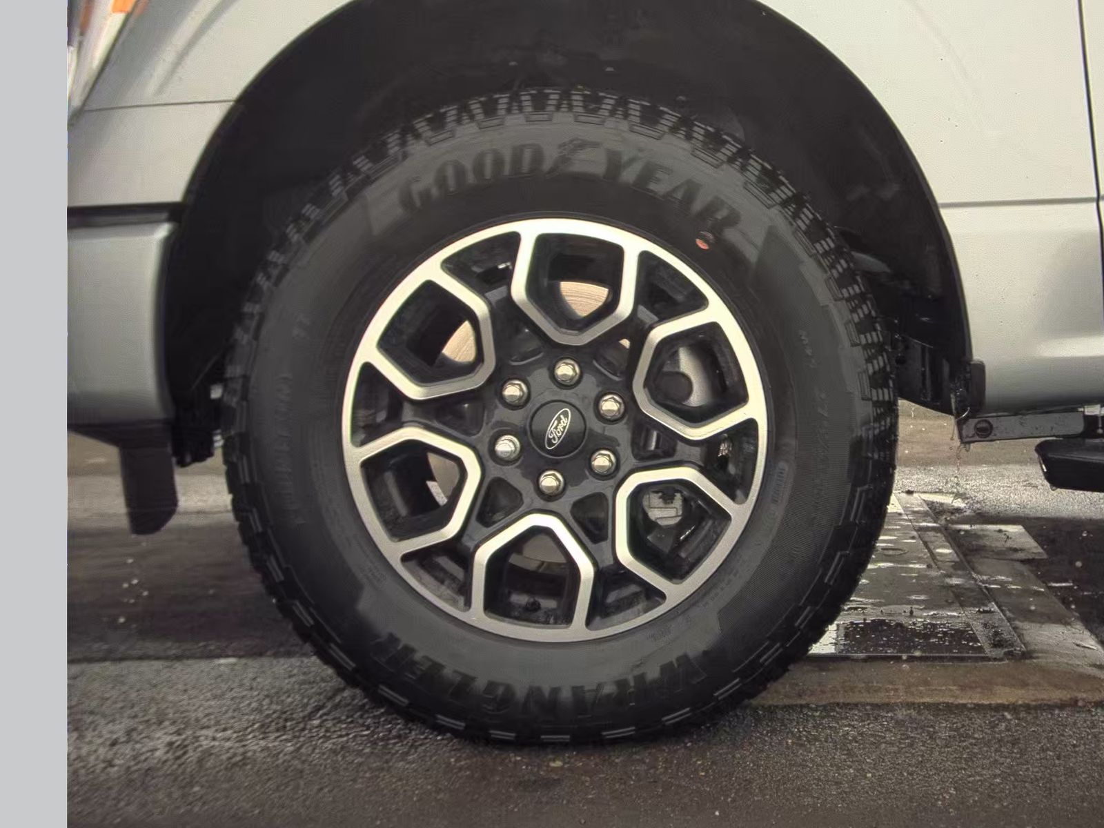 2023 Ford F-150 XLT AWD