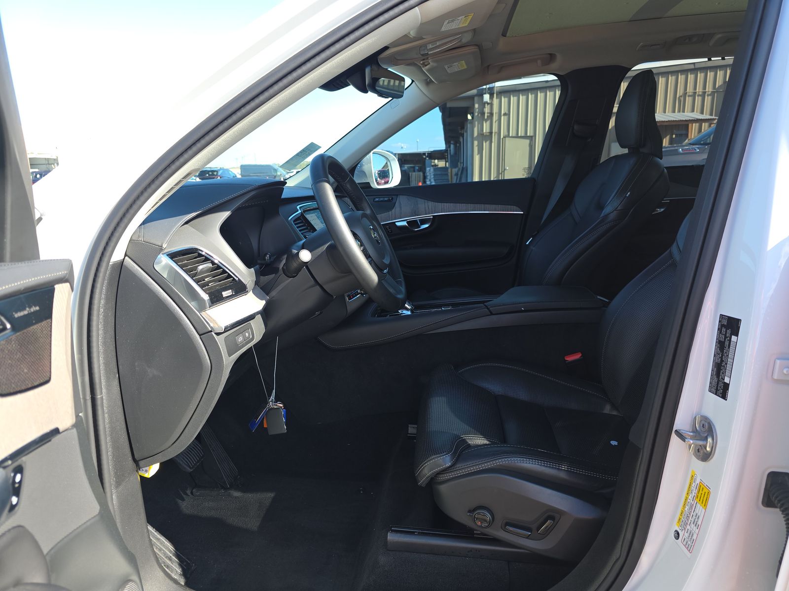 2024 Volvo XC90 Recharge T8 Ultimate AWD