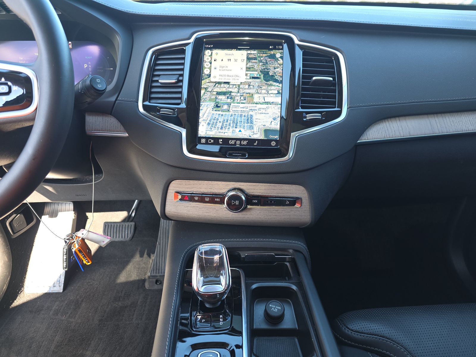 2024 Volvo XC90 Recharge T8 Ultimate AWD