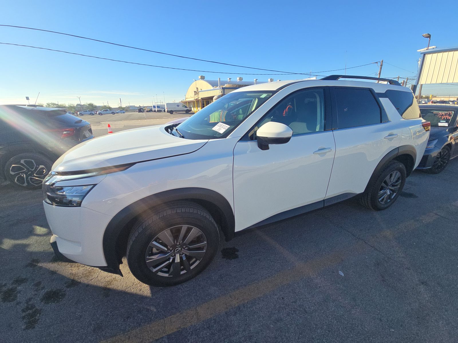 2025 Nissan Pathfinder SV FWD
