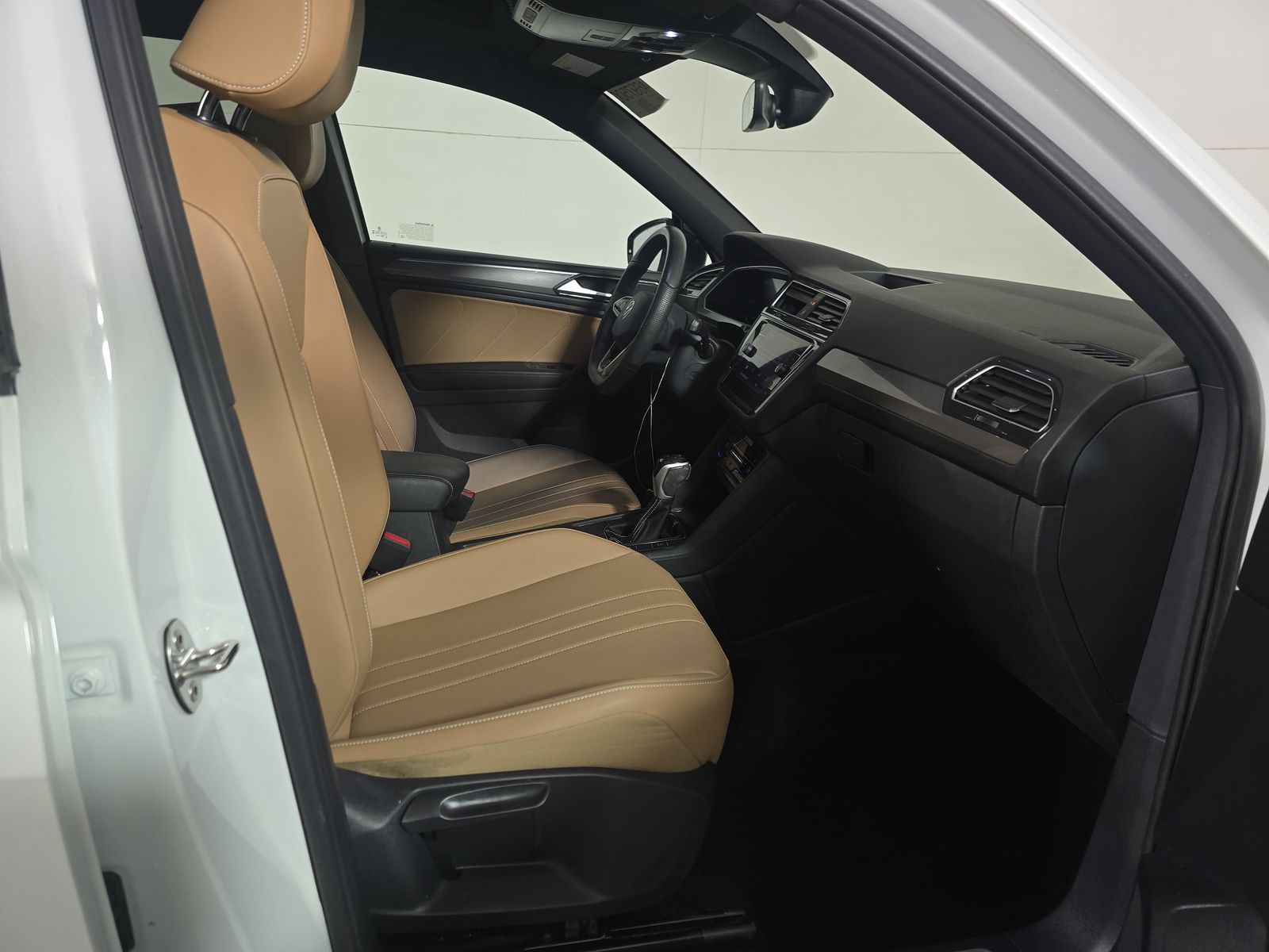 2024 Volkswagen Tiguan 2.0T SE R-Line Black FWD