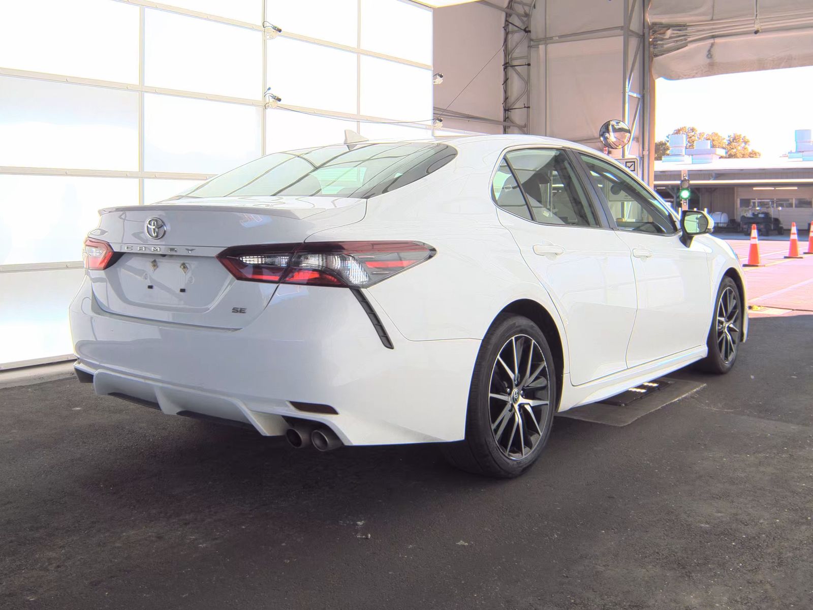 2024 Toyota Camry SE FWD