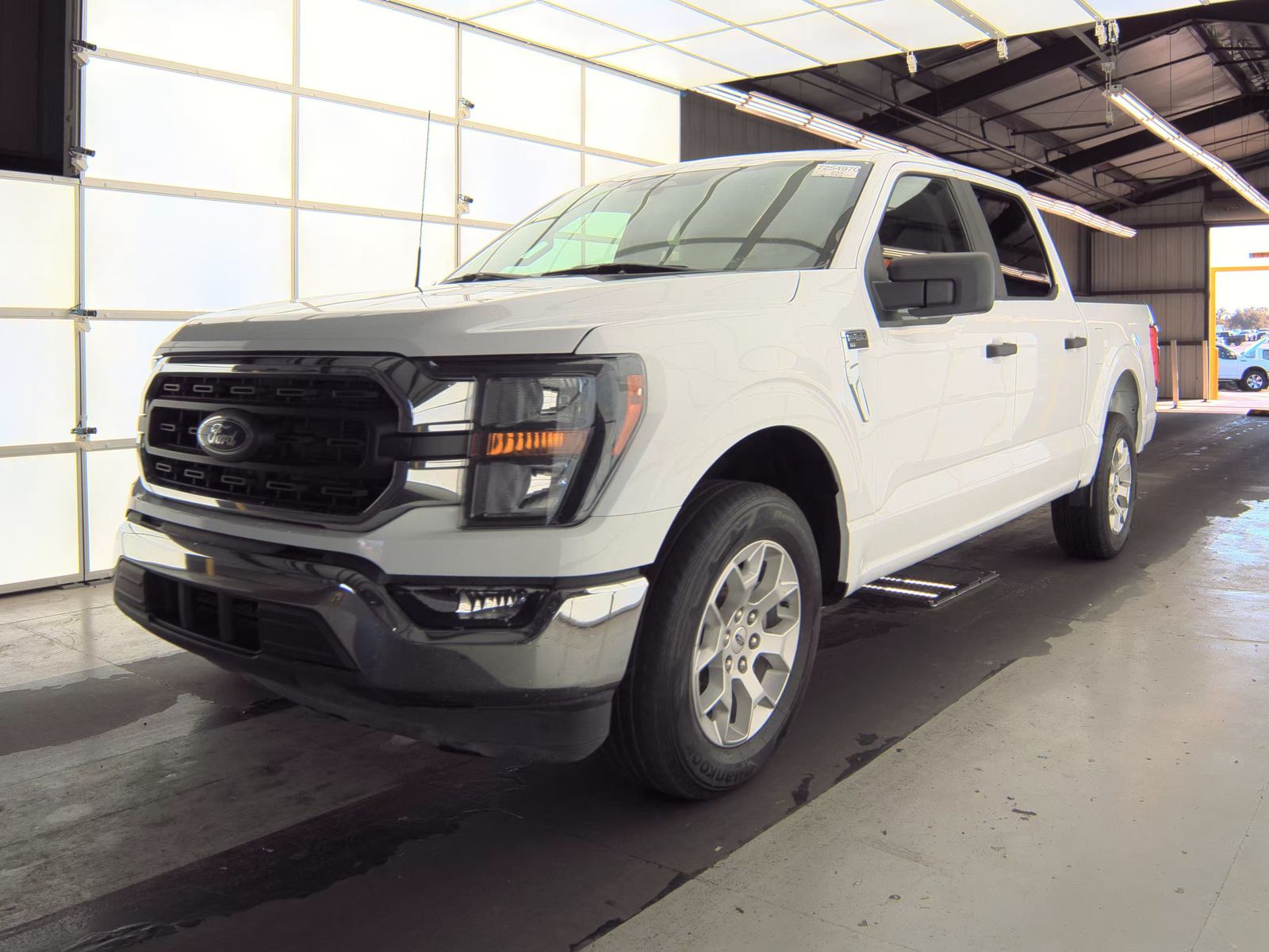 2023 Ford F-150 XLT RWD
