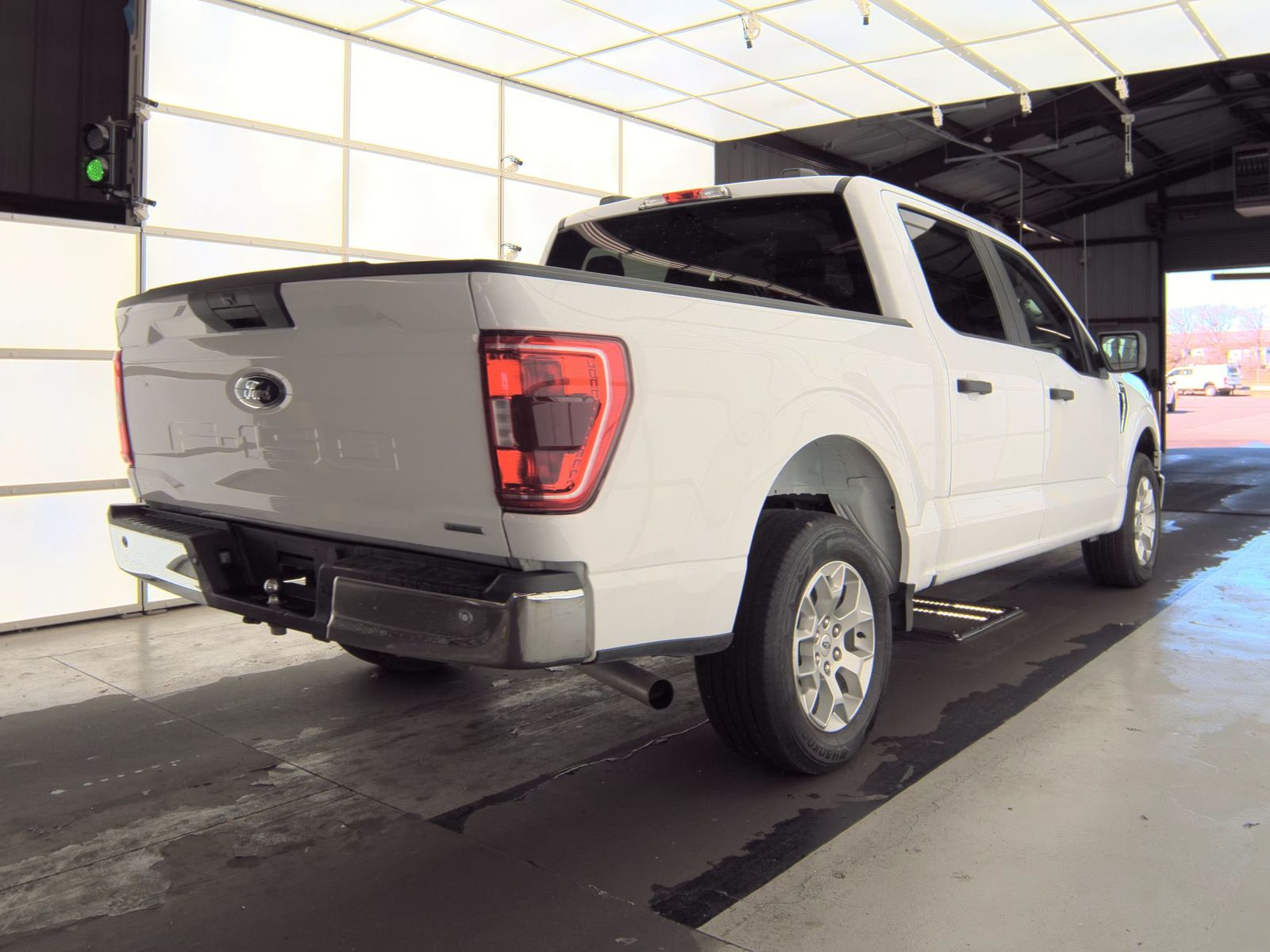 2023 Ford F-150 XLT RWD