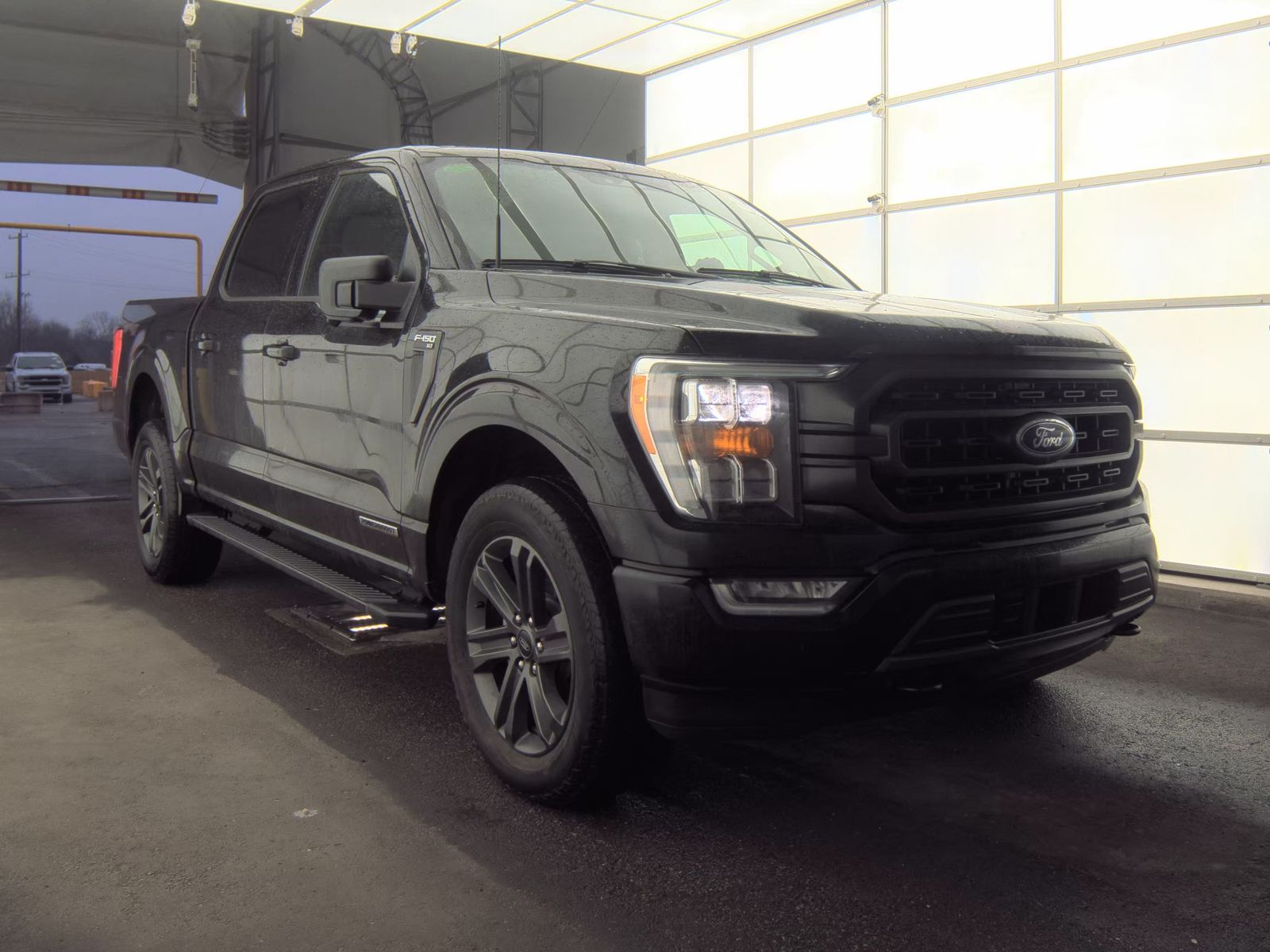 2023 Ford F-150 Hybrid XLT AWD