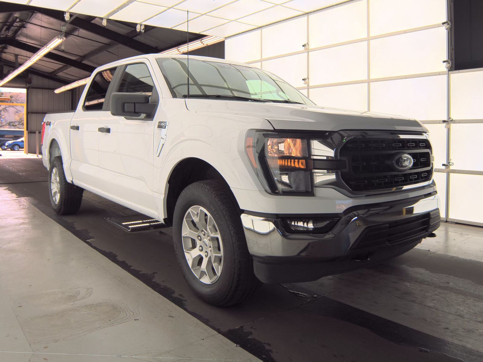 2023 Ford F-150 XLT AWD