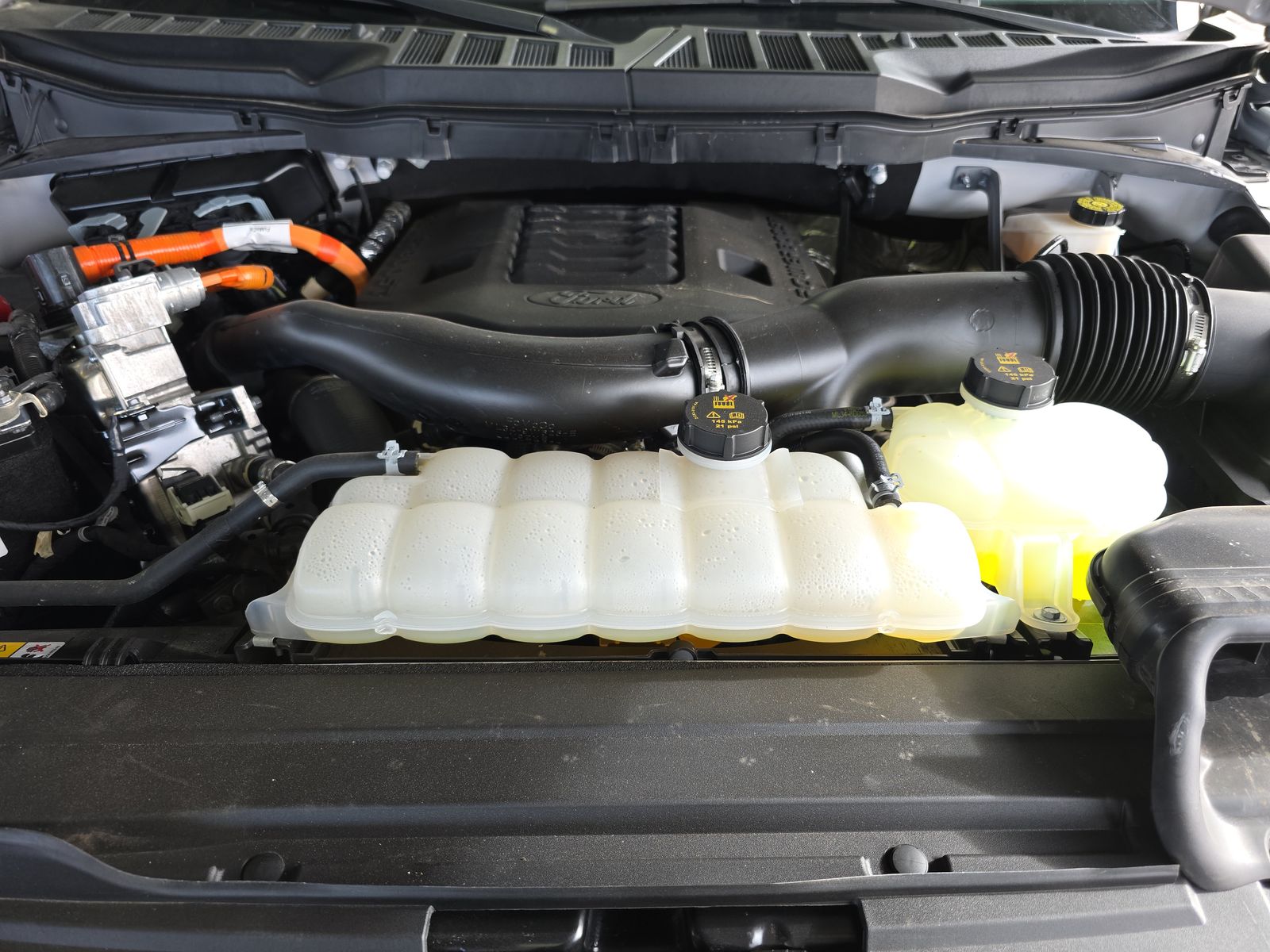 2023 Ford F-150 Hybrid XLT AWD