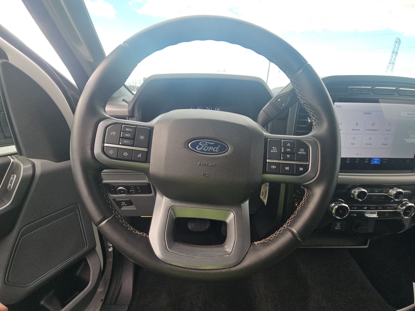 2024 Ford F-150 XLT AWD