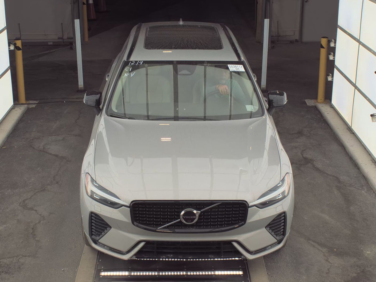2023 Volvo XC60 B5 Plus FWD