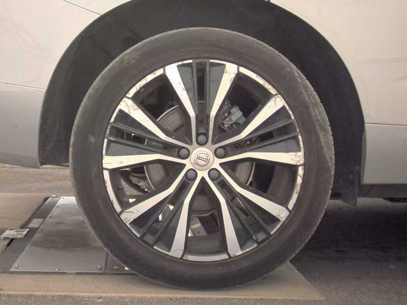 2023 Volvo XC60 B5 Plus FWD