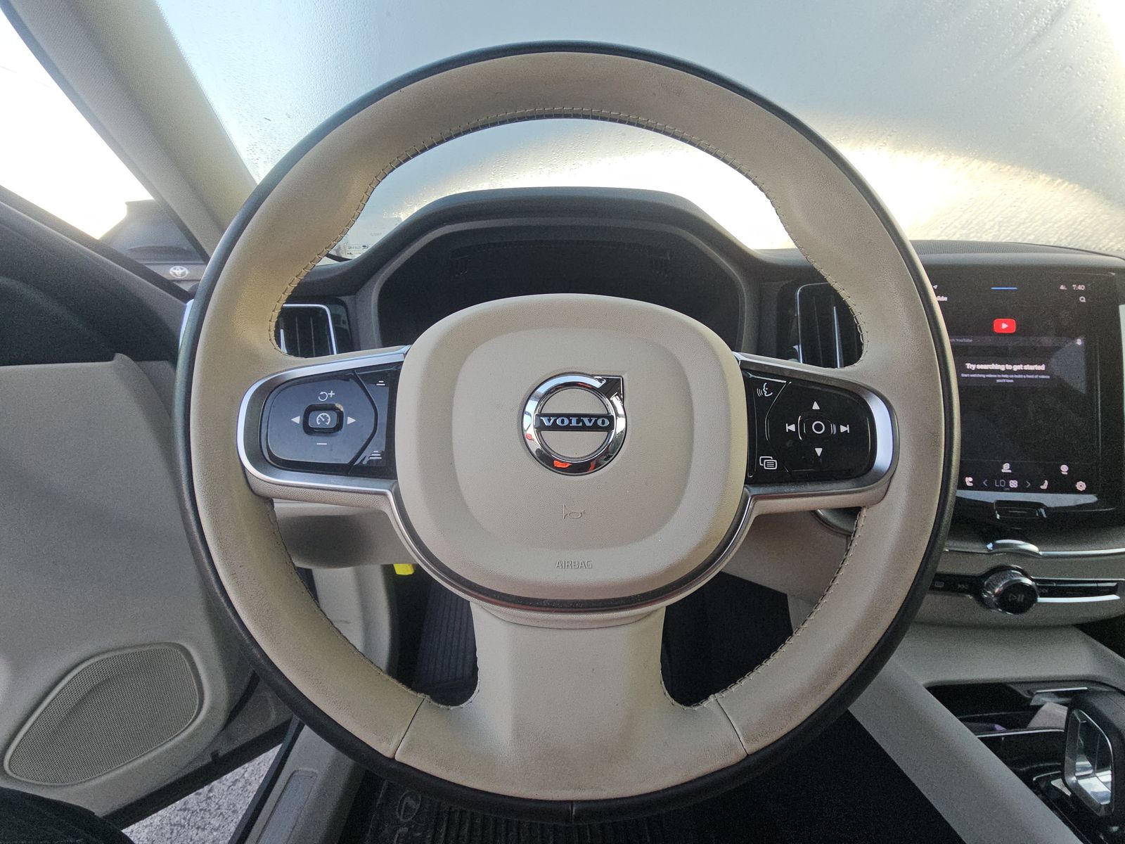 2023 Volvo XC60 B5 Plus FWD