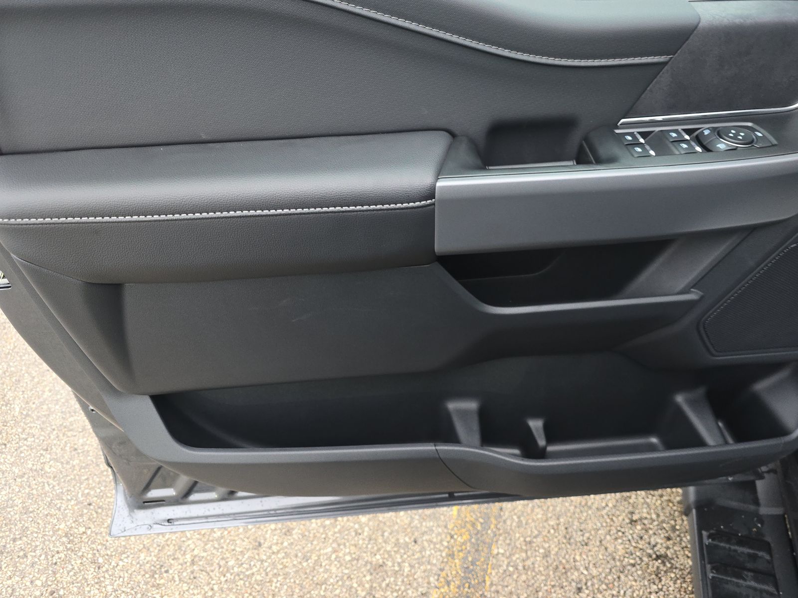 2025 Ford F-150 XLT AWD