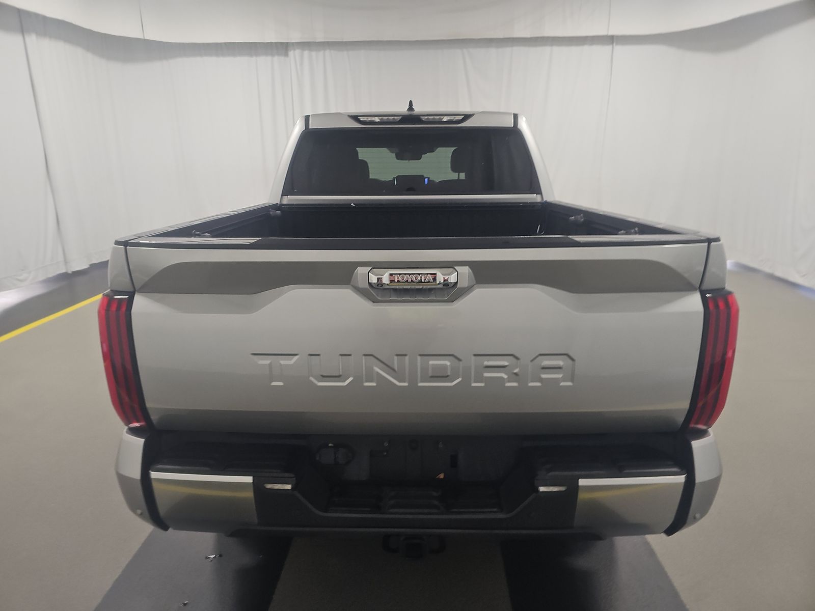 2022 Toyota Tundra Limited RWD
